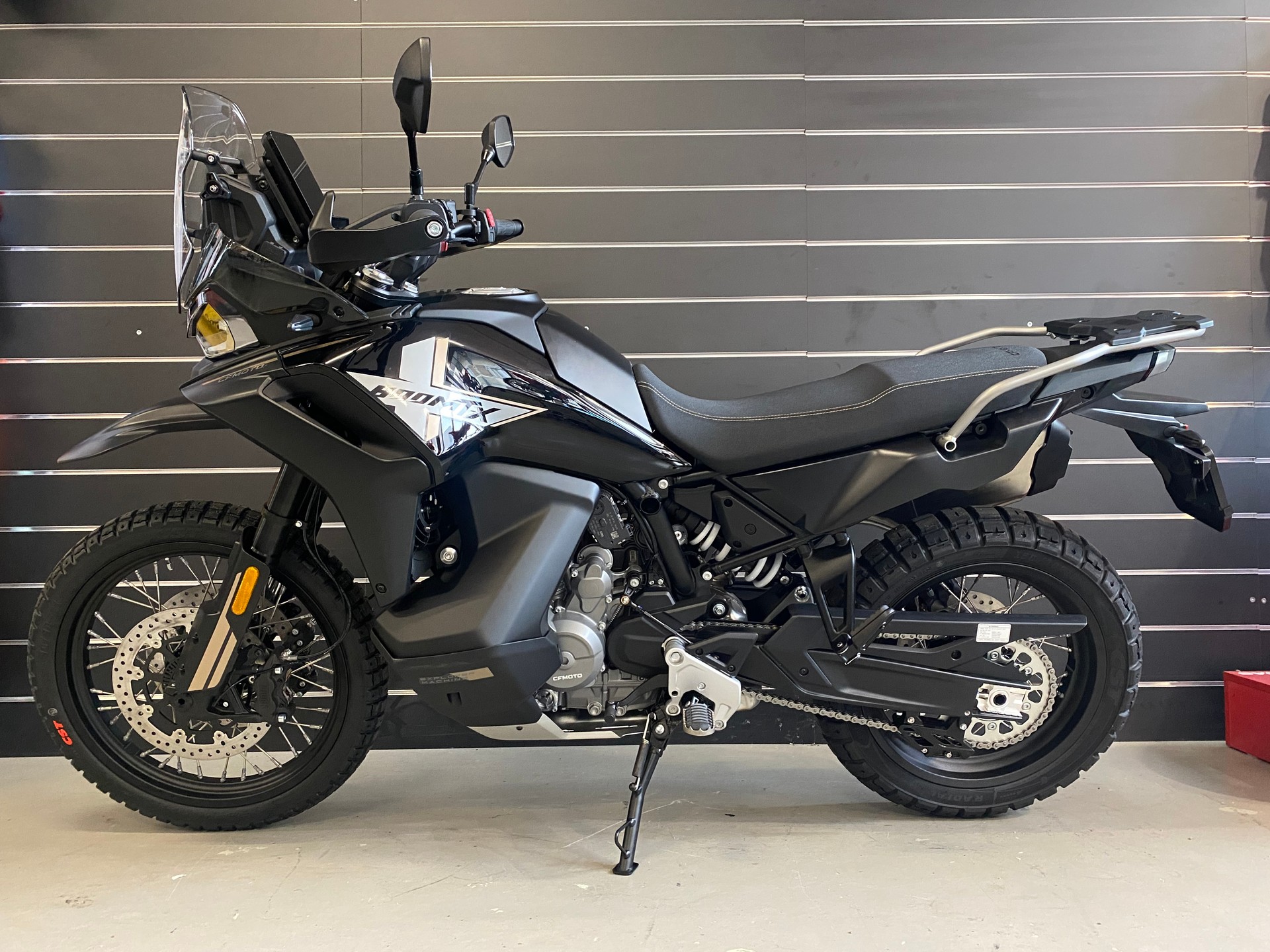 CF MOTO MT-X-showroom-element-1