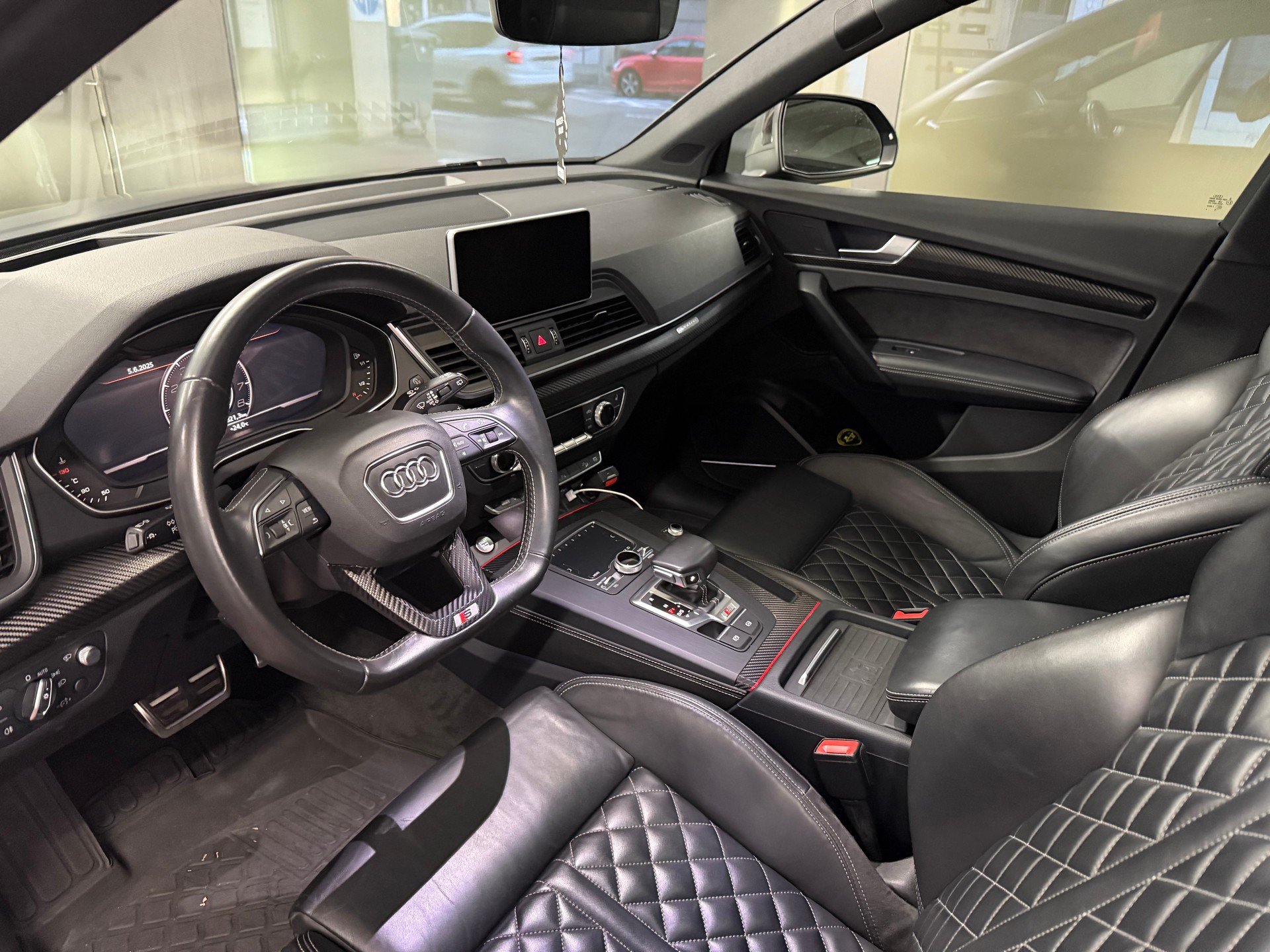 AUDI SQ5 3.0 TFSI quattro S-tronic-image-3