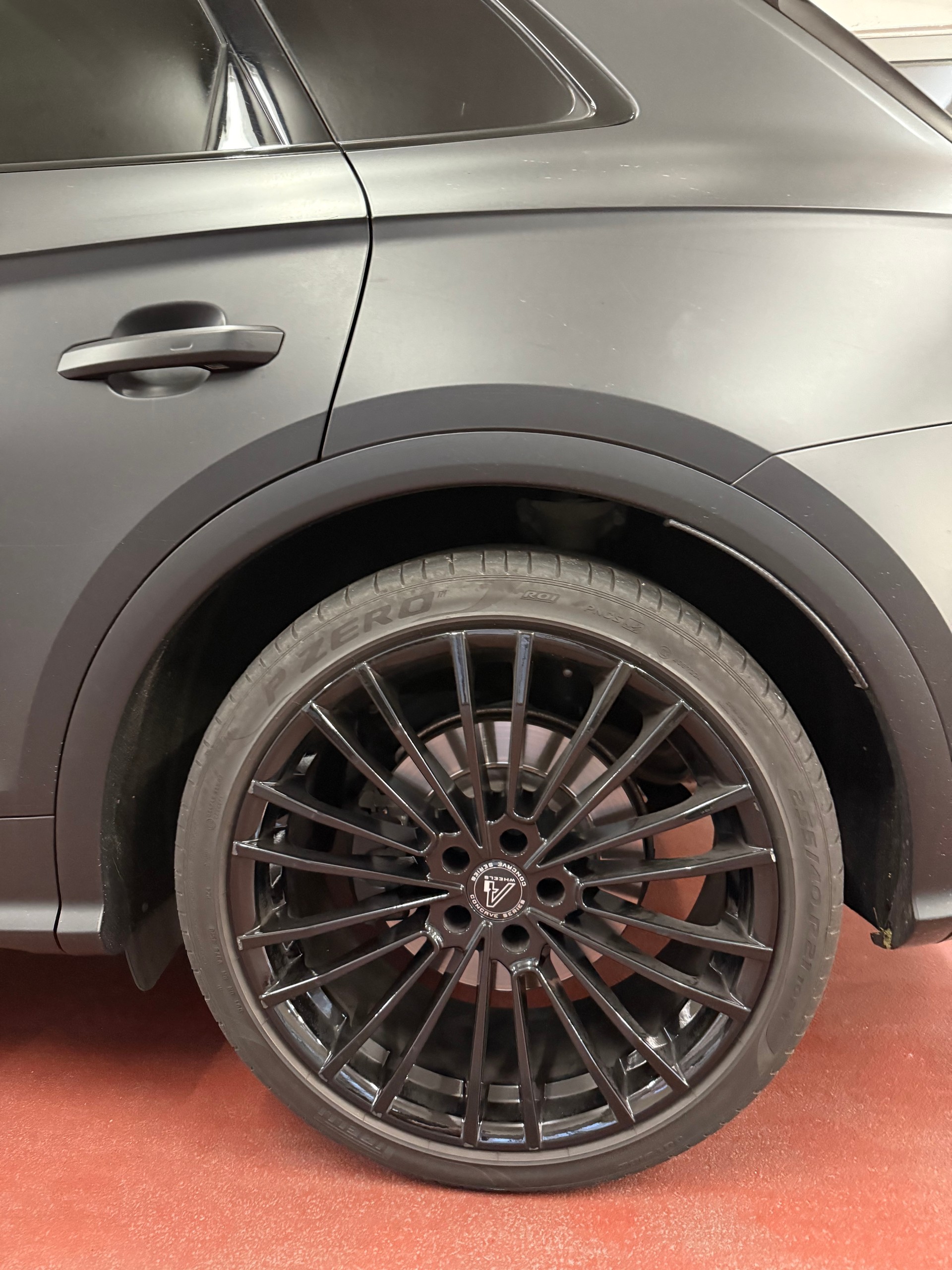 AUDI SQ5 3.0 TFSI quattro S-tronic-image-2