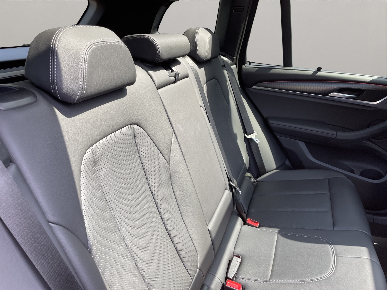 BMW X3 20d xDrive M-Sport (CH)-image-8