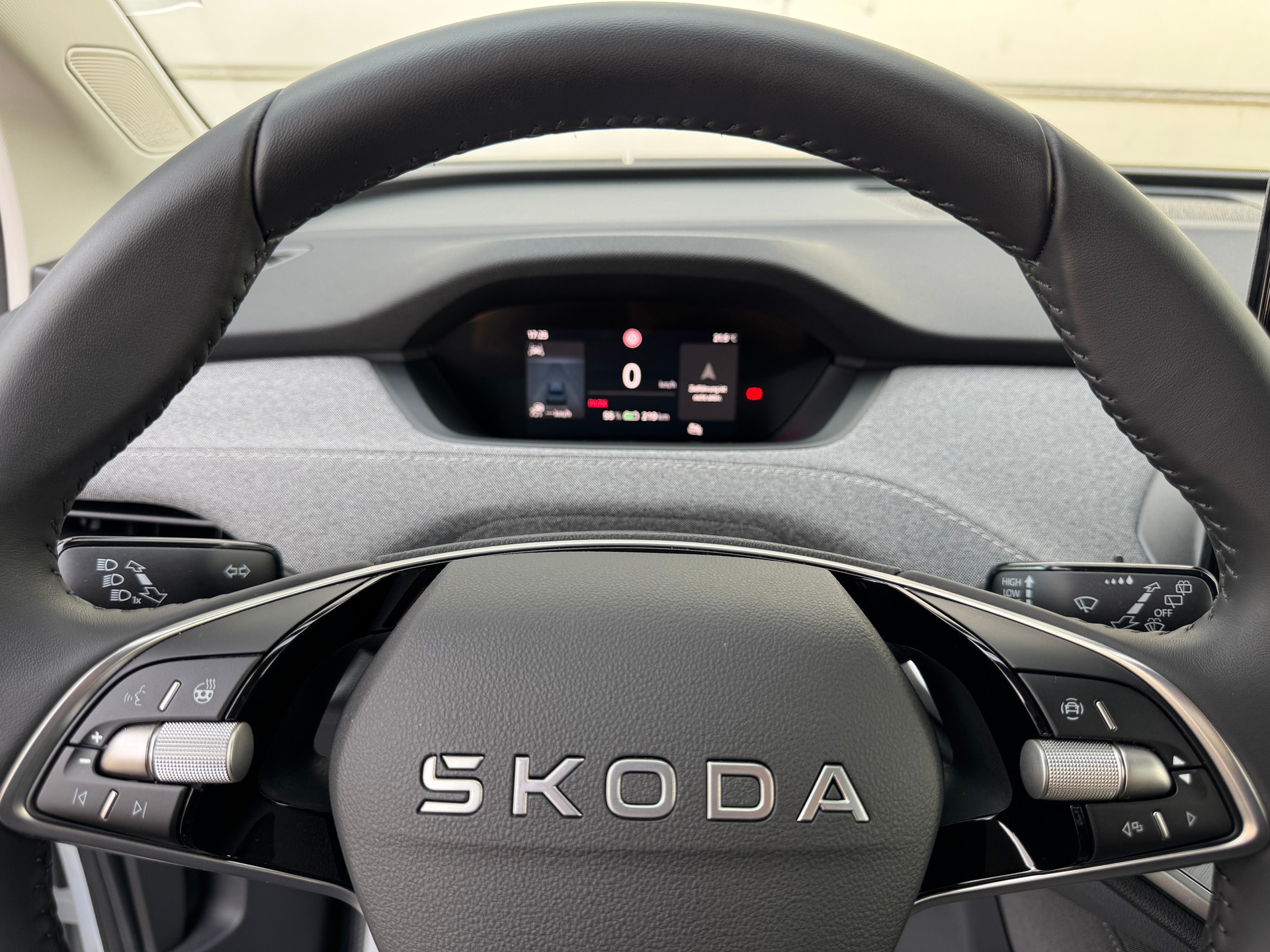 SKODA Enyaq 85x 4x4-image-12