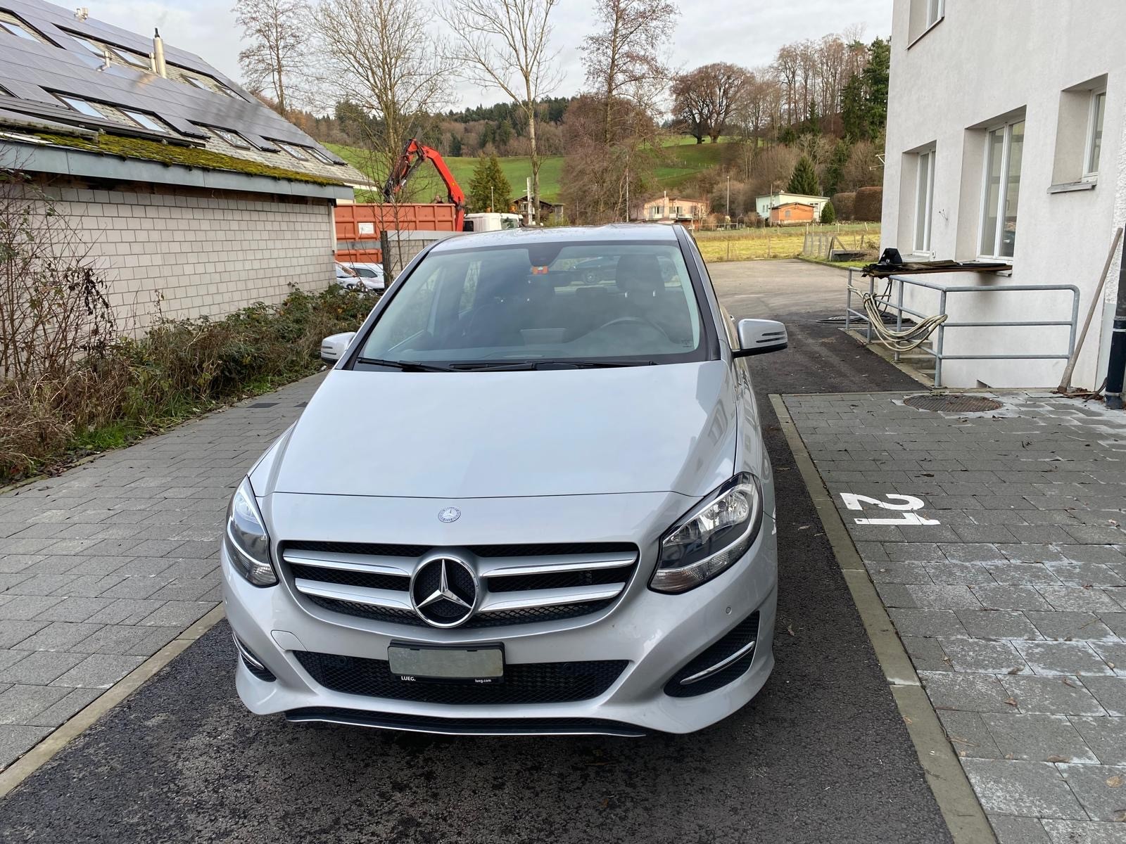 MERCEDES-BENZ B 220 4Matic 7G-DCT-image-1