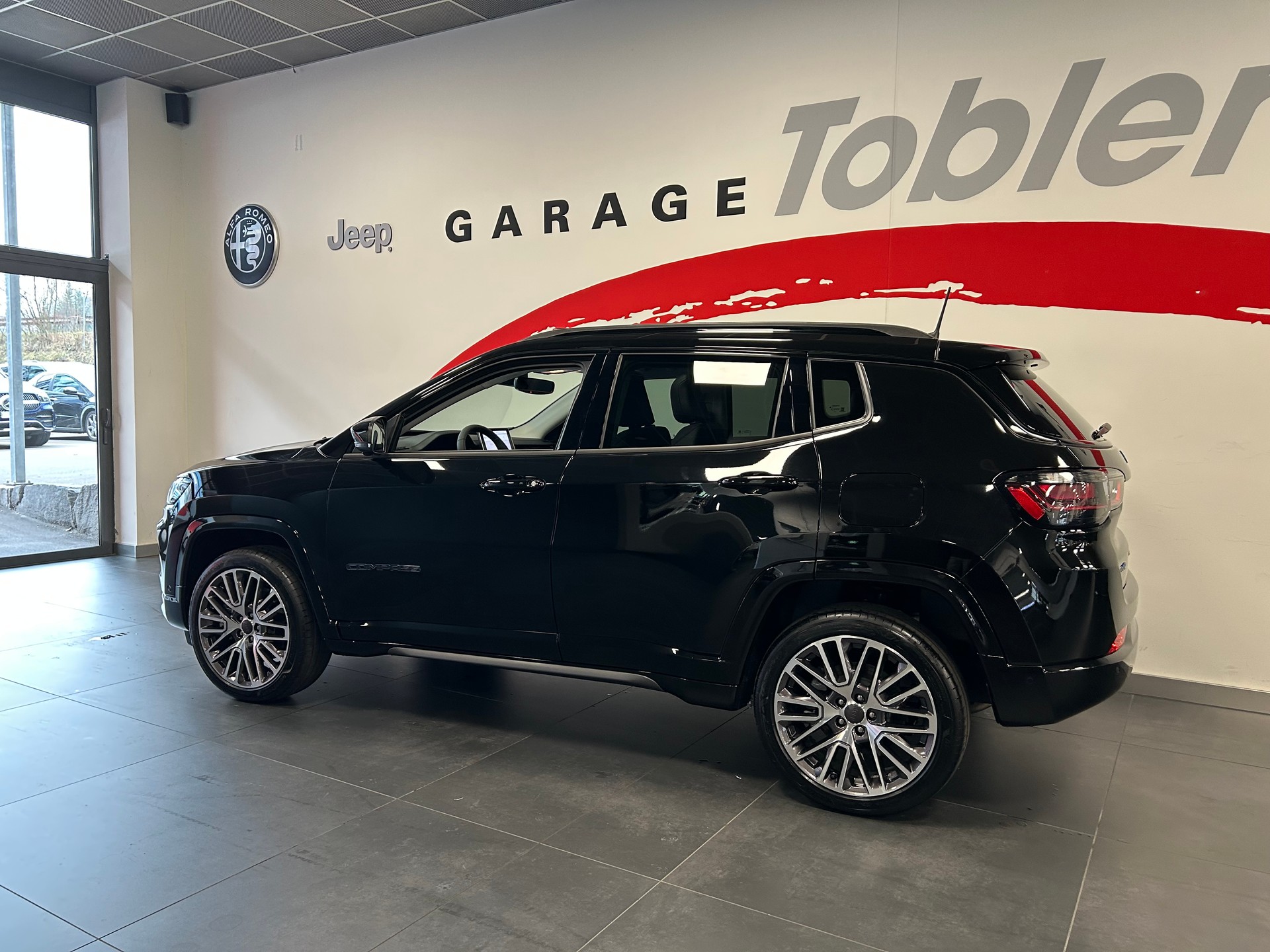 JEEP Compass 1.3 T PHEV Summit Sky AWD-image-16