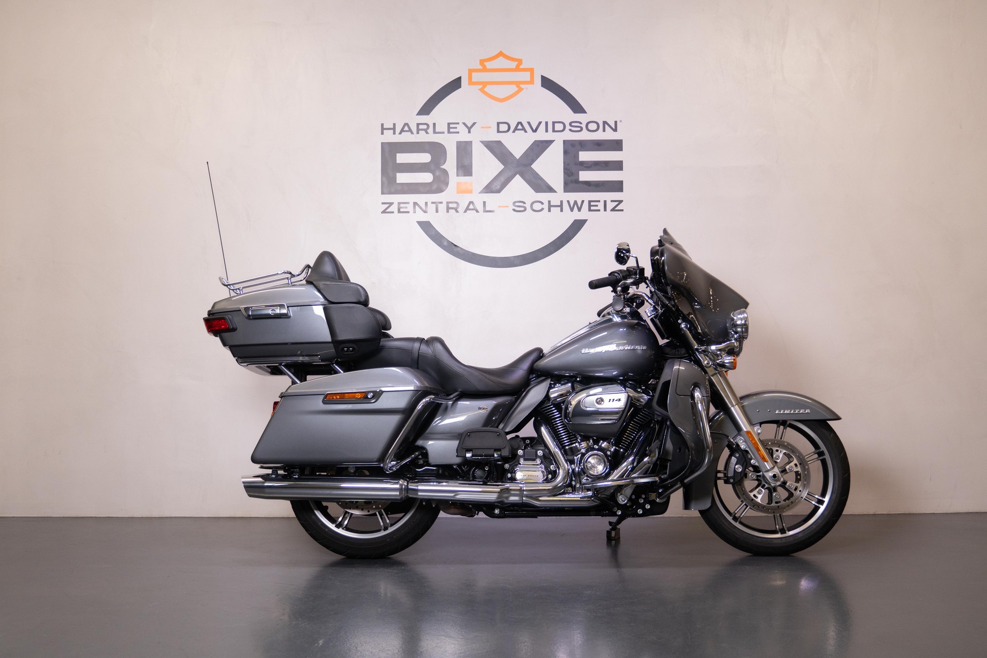 HARLEY-DAVIDSON FLHTK Electra Glide Ultra Limited 114