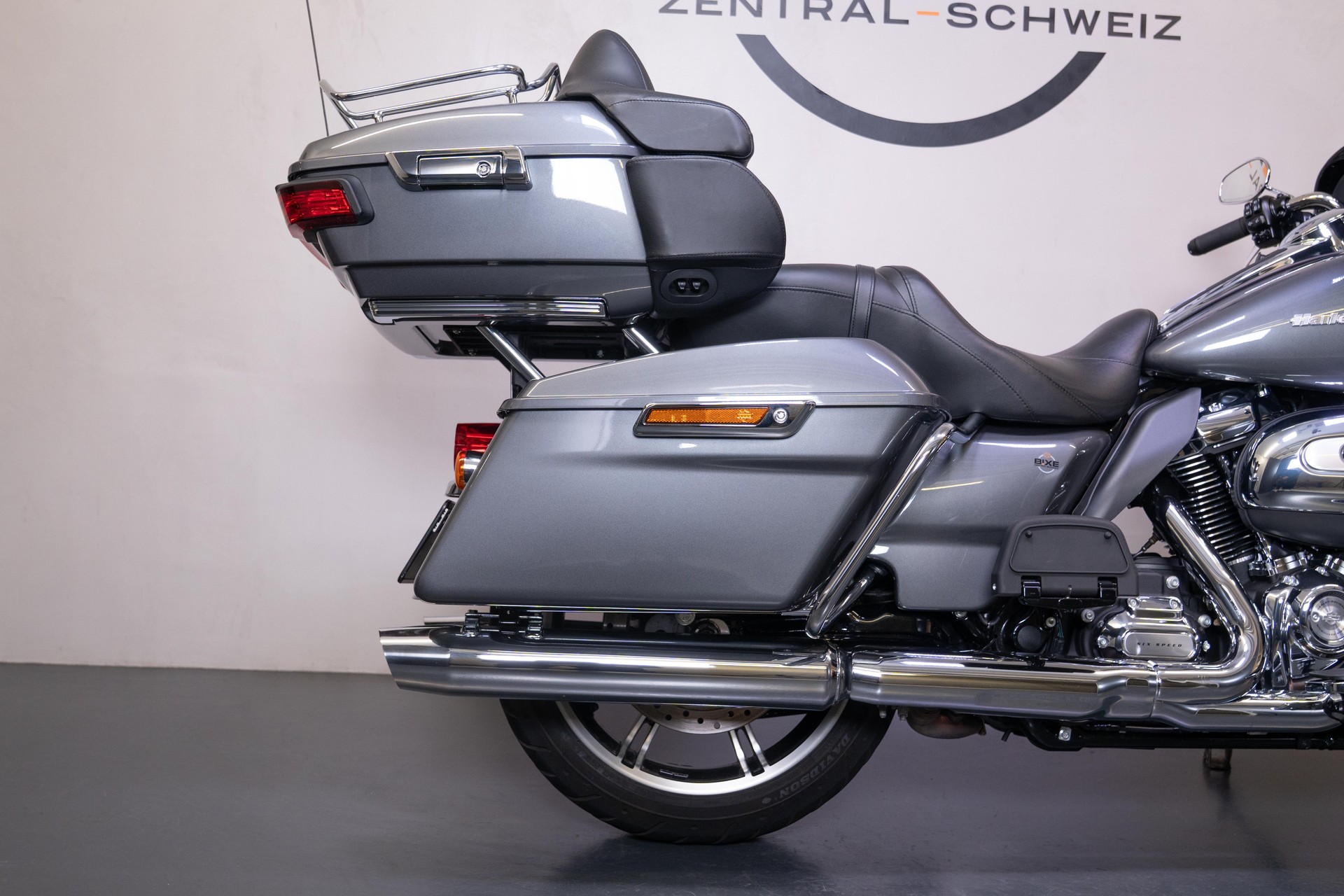 HARLEY-DAVIDSON FLHTK Electra Glide Ultra Limited 114-image-7
