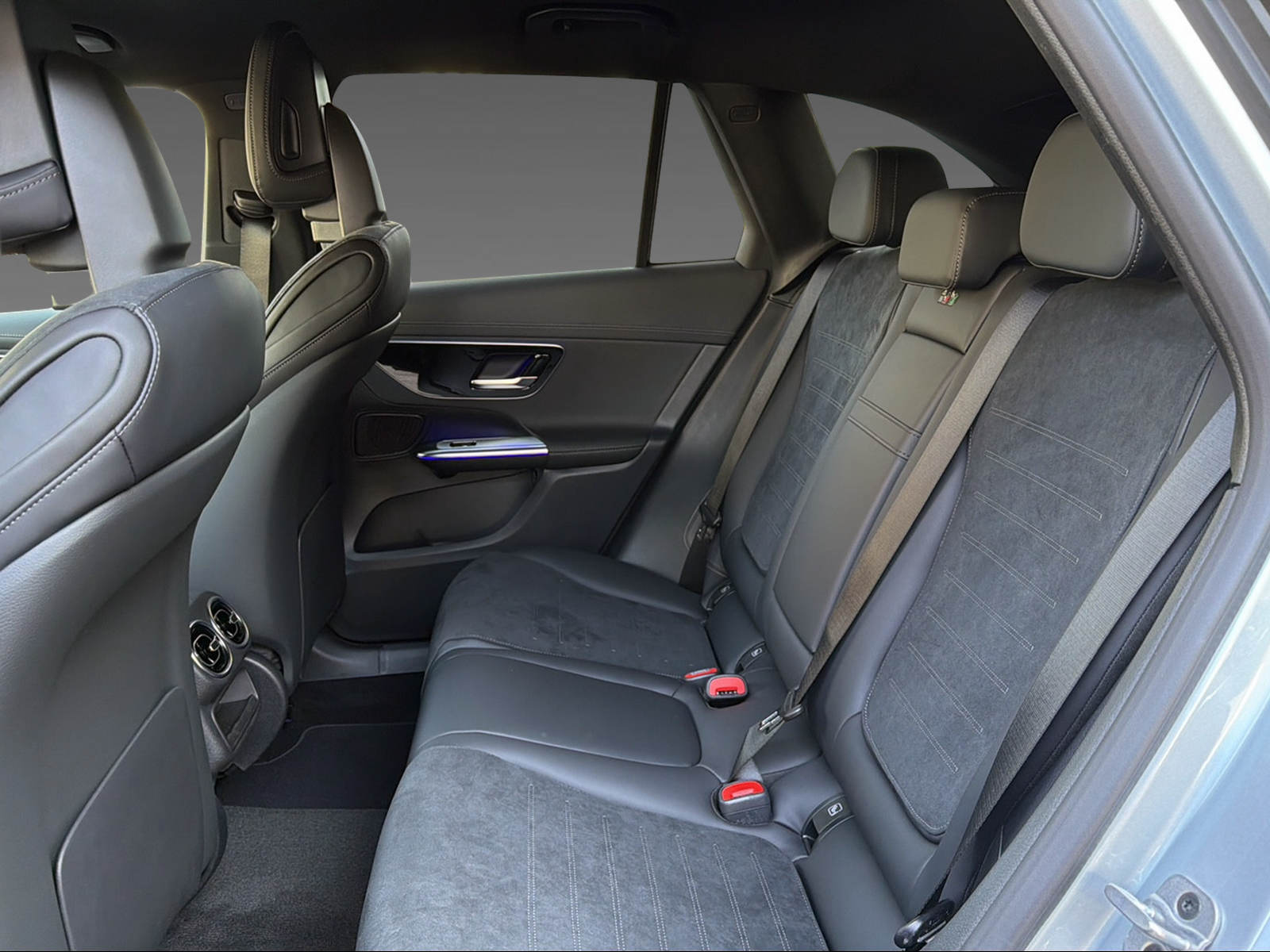 MERCEDES-BENZ GLC 220 d 4Matic-image-13