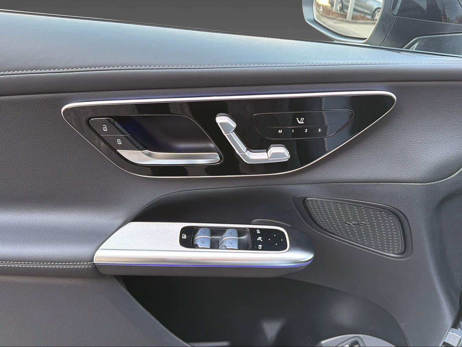 MERCEDES-BENZ GLC 220 d 4Matic-image-10