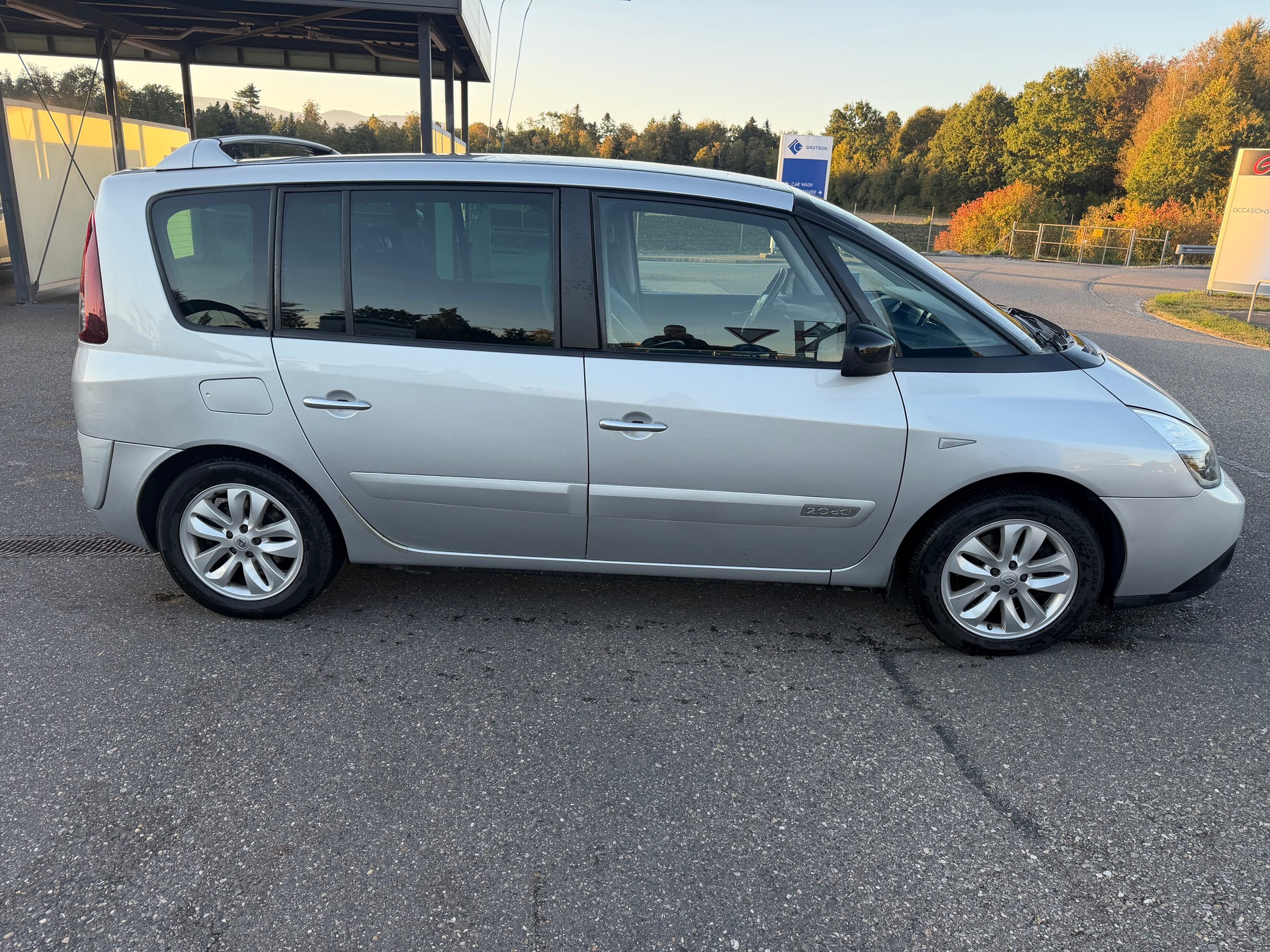 RENAULT Espace 2.0 dCi Dynamique Automatic-image-5