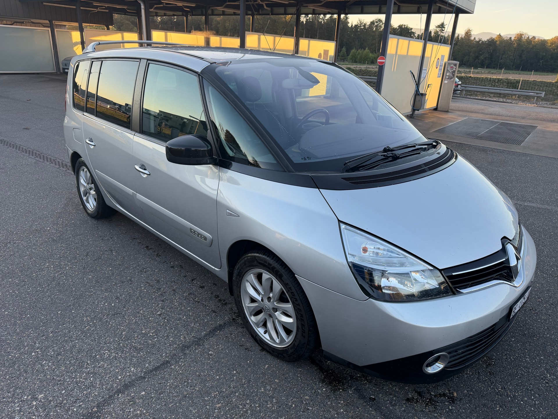 RENAULT Espace 2.0 dCi Dynamique Automatic-image-2