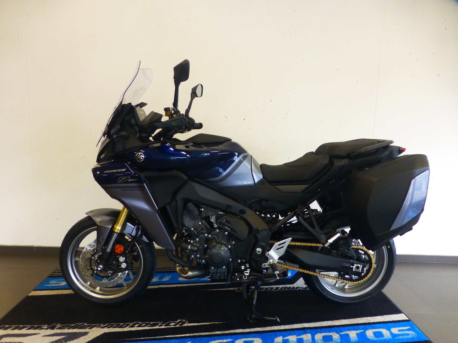 YAMAHA Tracer 9 GT+ Y-AMT-showroom-element-2