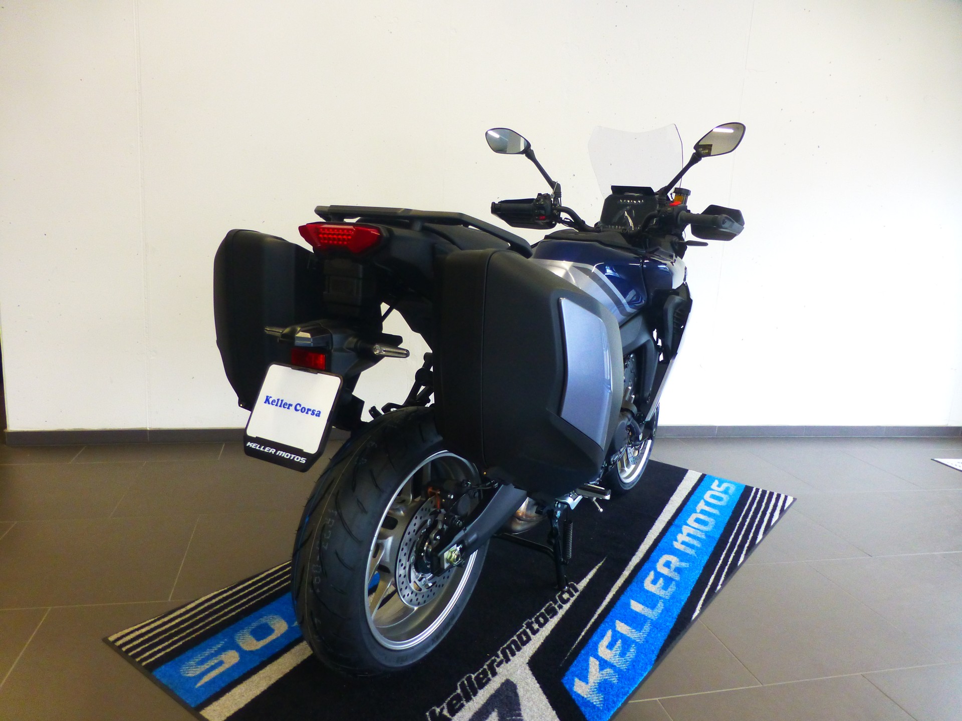 YAMAHA Tracer 9 GT+ Y-AMT-image-15