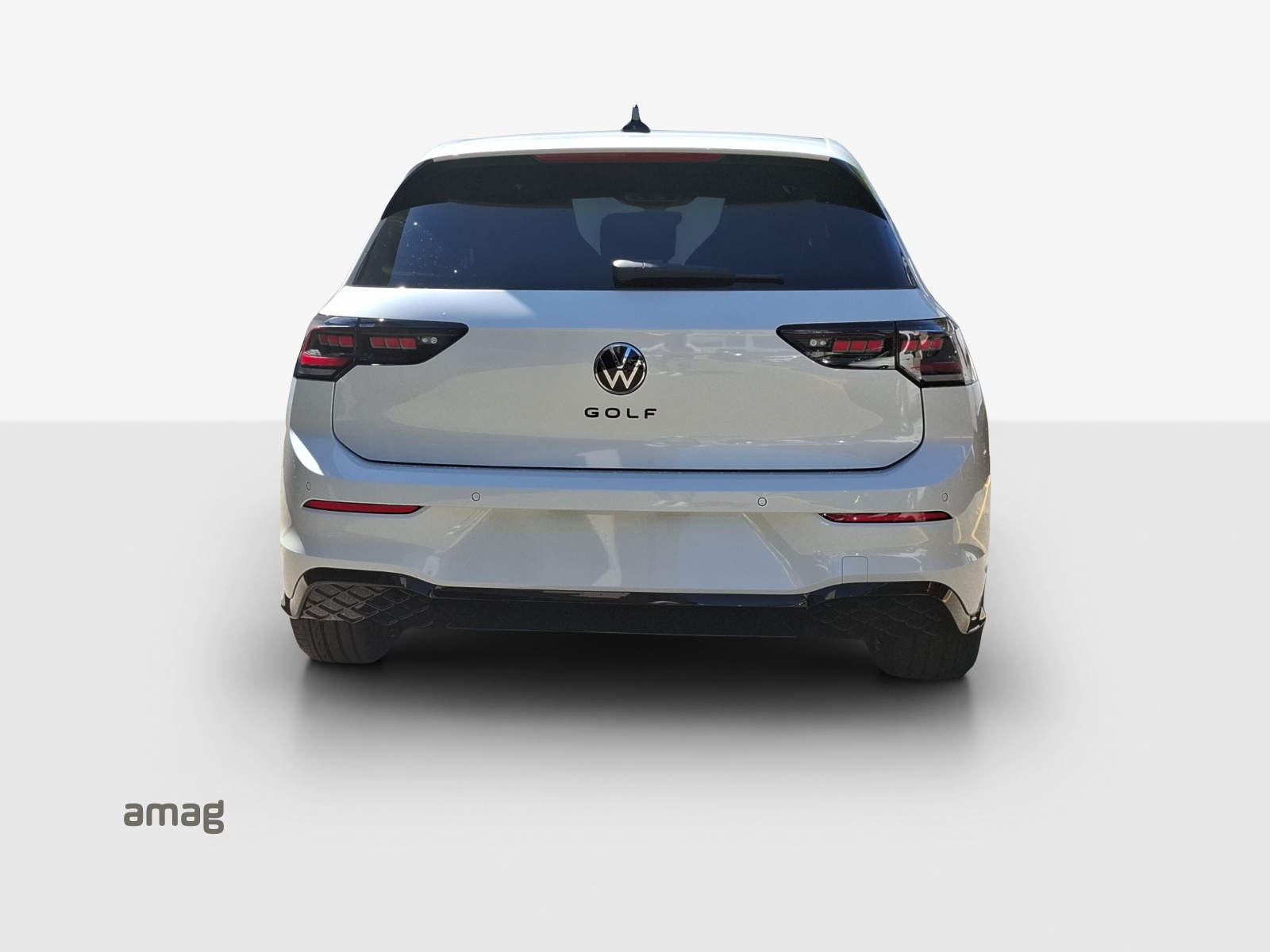 VW Golf 1.5 e TSI mHEV R-Line DSG-image-3