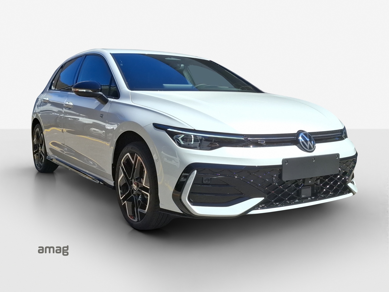 VW Golf 1.5 e TSI mHEV R-Line DSG-image-5