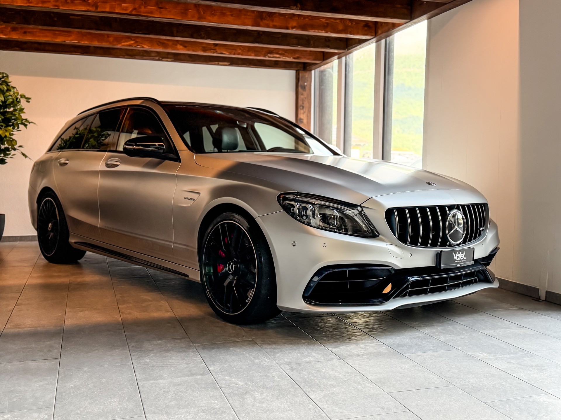 MERCEDES-BENZ C 63 S AMG-image-1