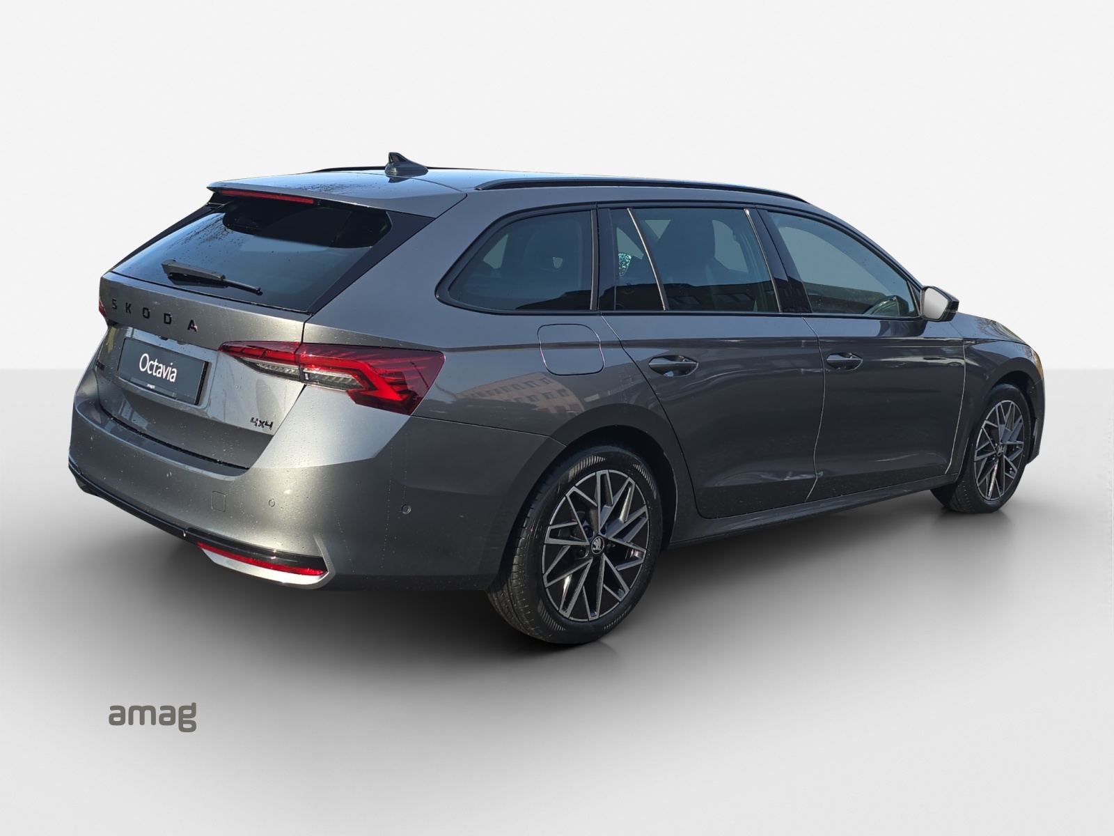 SKODA Octavia Combi 2.0 TSI DSG Sport Line 4x4-image-4