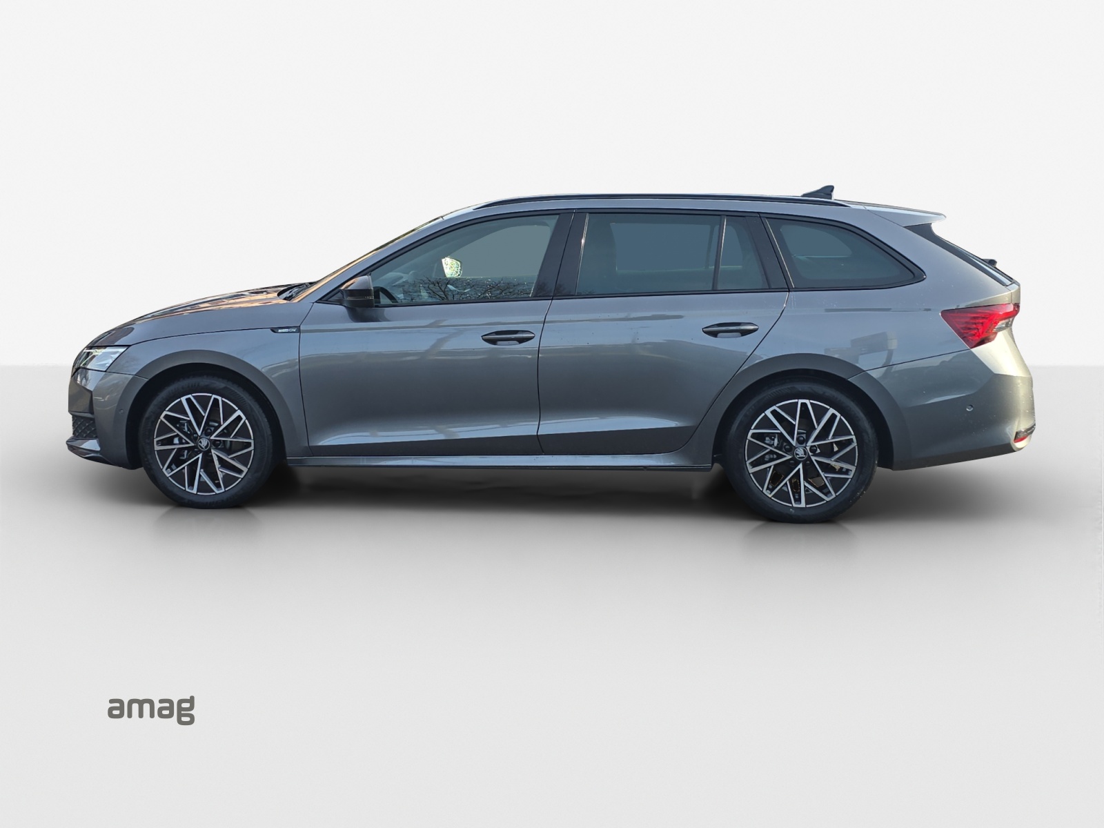 SKODA Octavia Combi 2.0 TSI DSG Sport Line 4x4-image-1