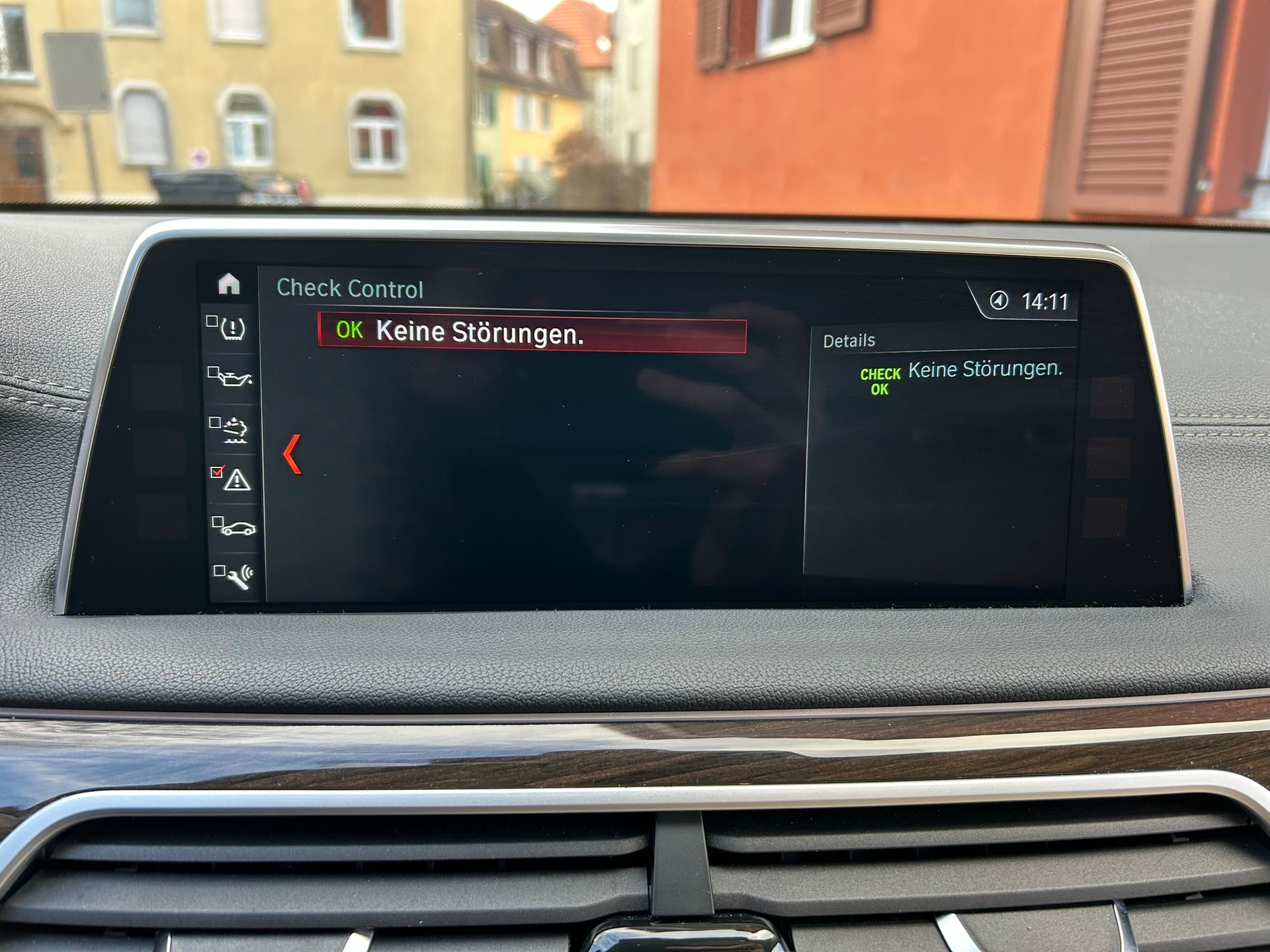 BMW 730d xDrive Steptronic-image-12