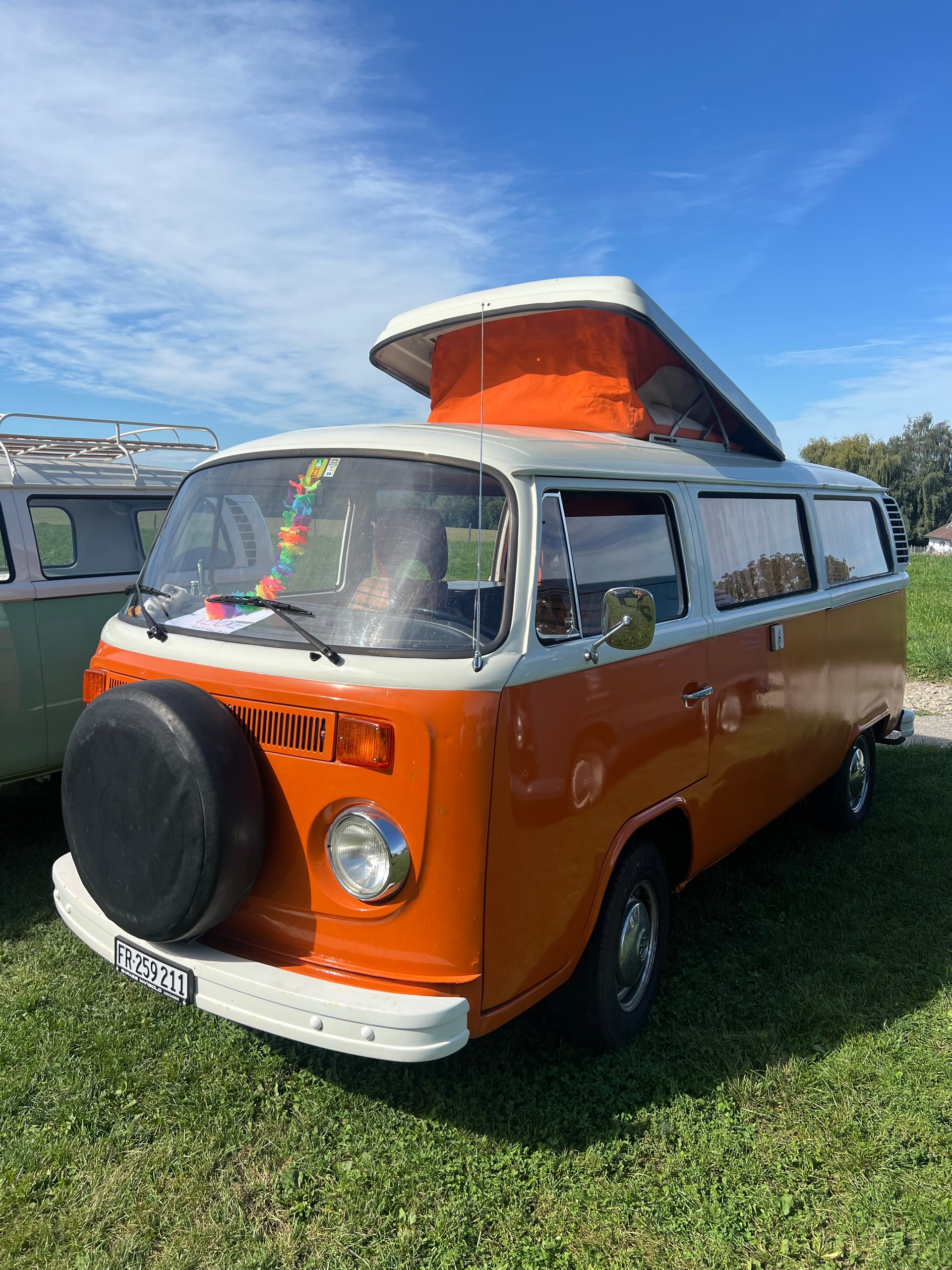 VW VW T2 B Westfalia 1975 Helsinki-image-0