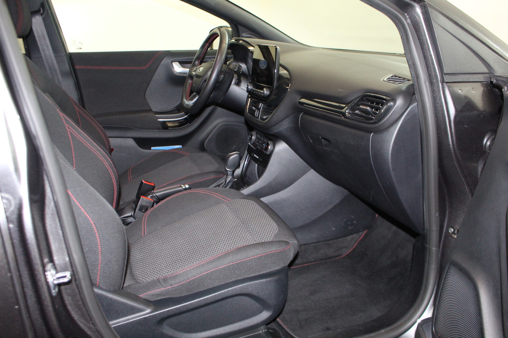 FORD Puma 1.0 EcoB Hybrid 125 ST-Line-image-10