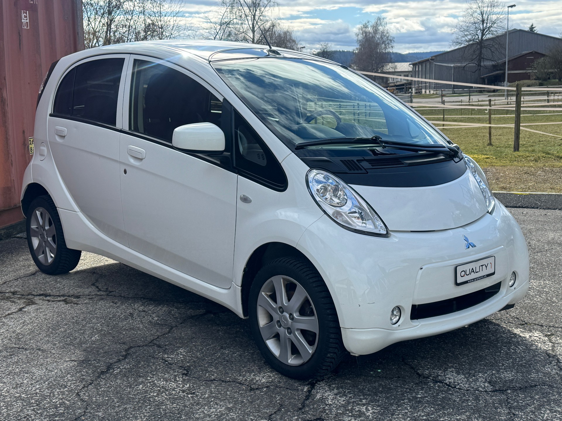 MITSUBISHI i-MiEV City Car Elektro Style-showroom-element-2