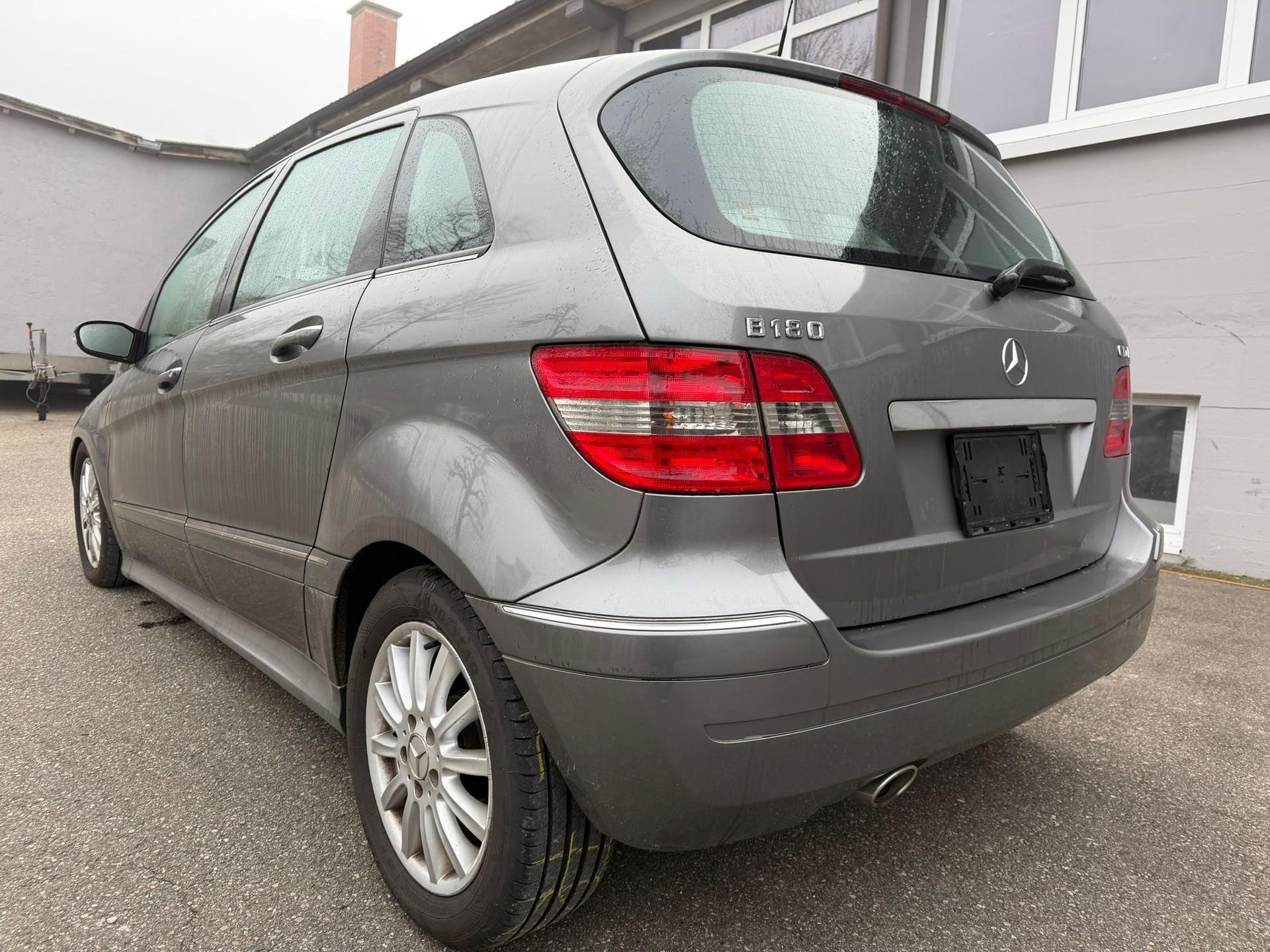 MERCEDES-BENZ B 180 CDI-image-3