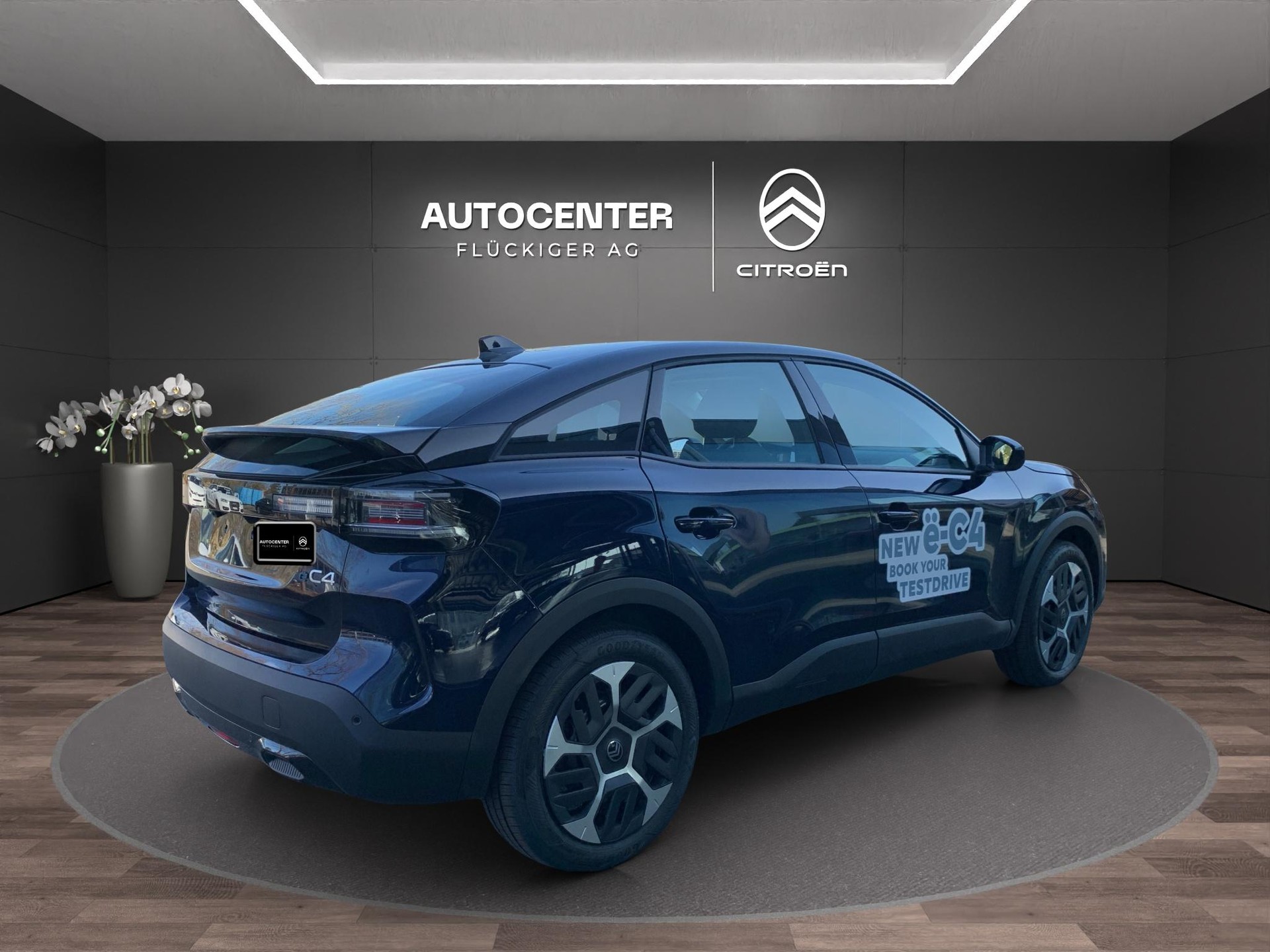 CITROEN e-C4 Plus-image-11