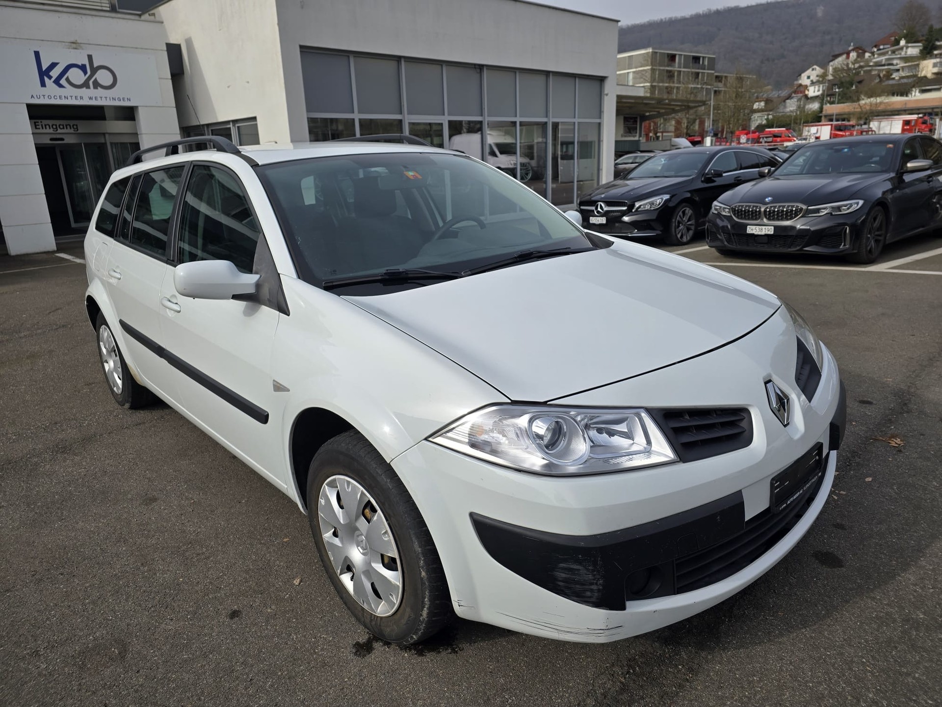 RENAULT Mégane Break 1.6 16V Business Automatic-showroom-element-2