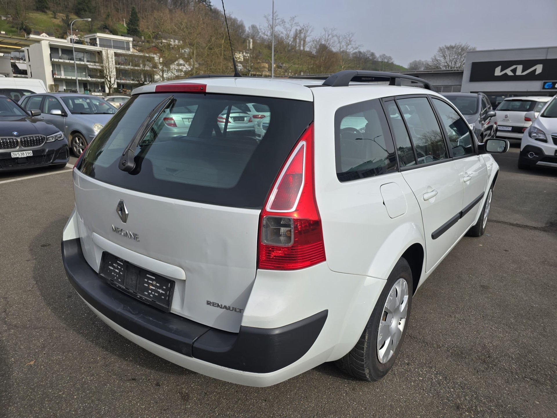 RENAULT Mégane Break 1.6 16V Business Automatic-image-5