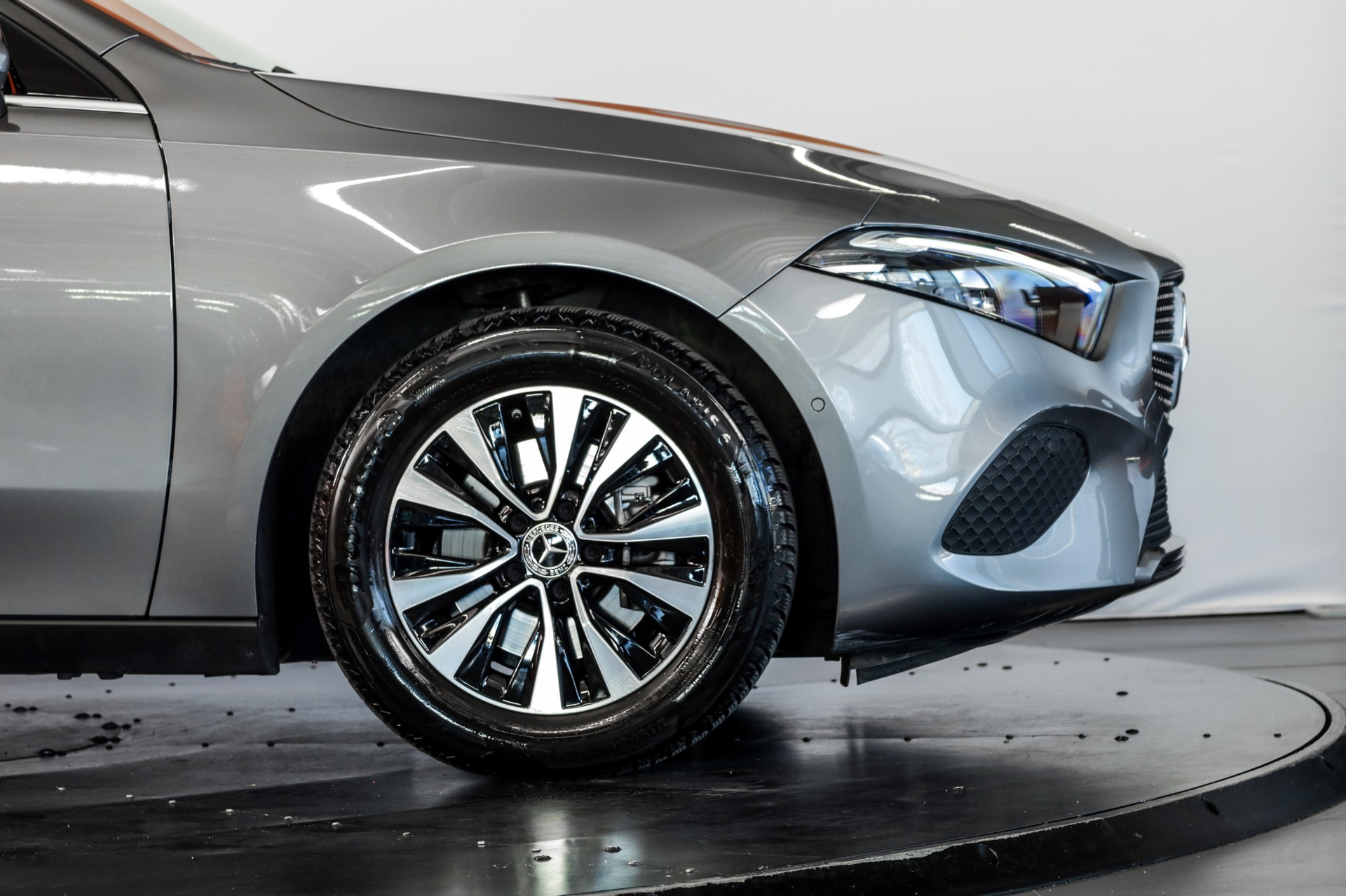 MERCEDES-BENZ A 180 7G-DCT-image-5