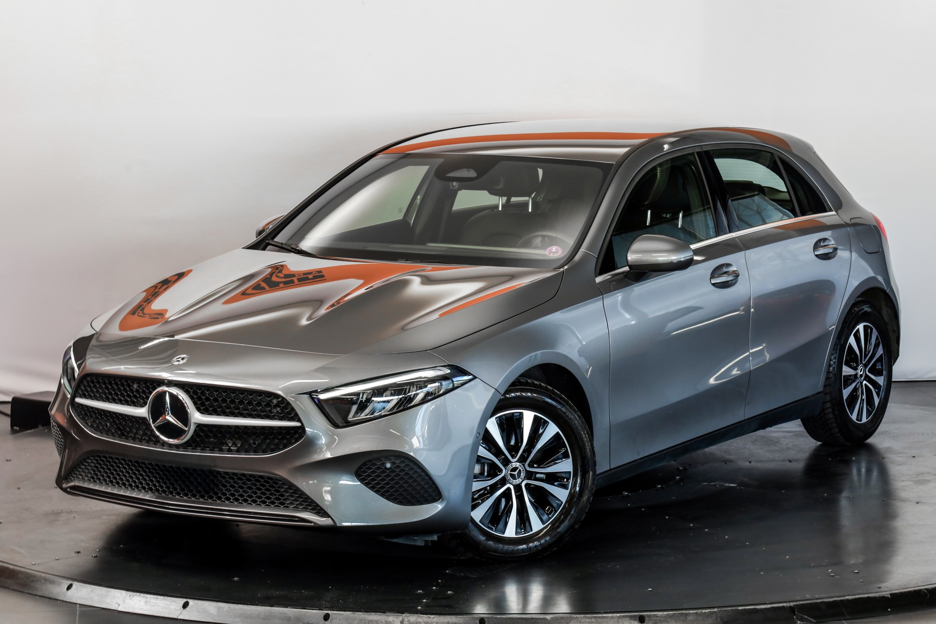 MERCEDES-BENZ A 180 7G-DCT-image-7