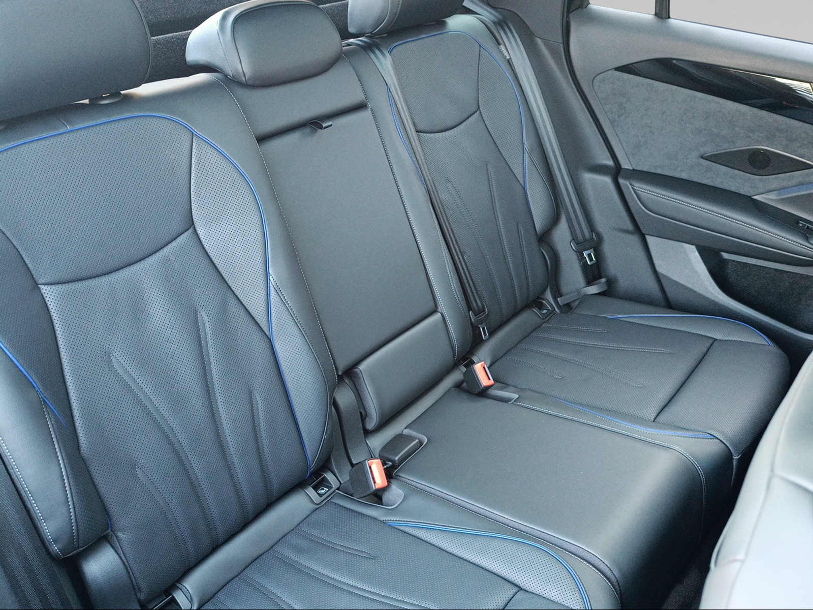 VW Tiguan 2.0 TSI DSG R-Line 4Motion-image-9