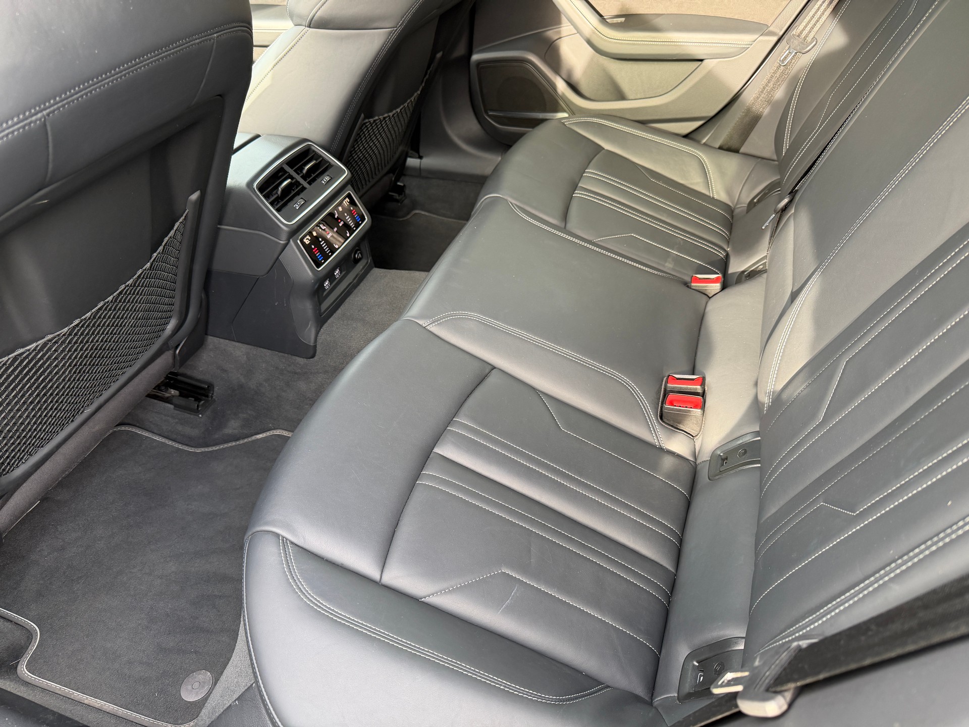 AUDI A7 Sportback 50 TDI quattro S-tronic-image-10