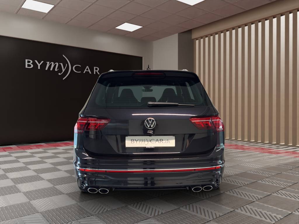 VW Tiguan 2.0TSI R 4Motion DSG-image-12