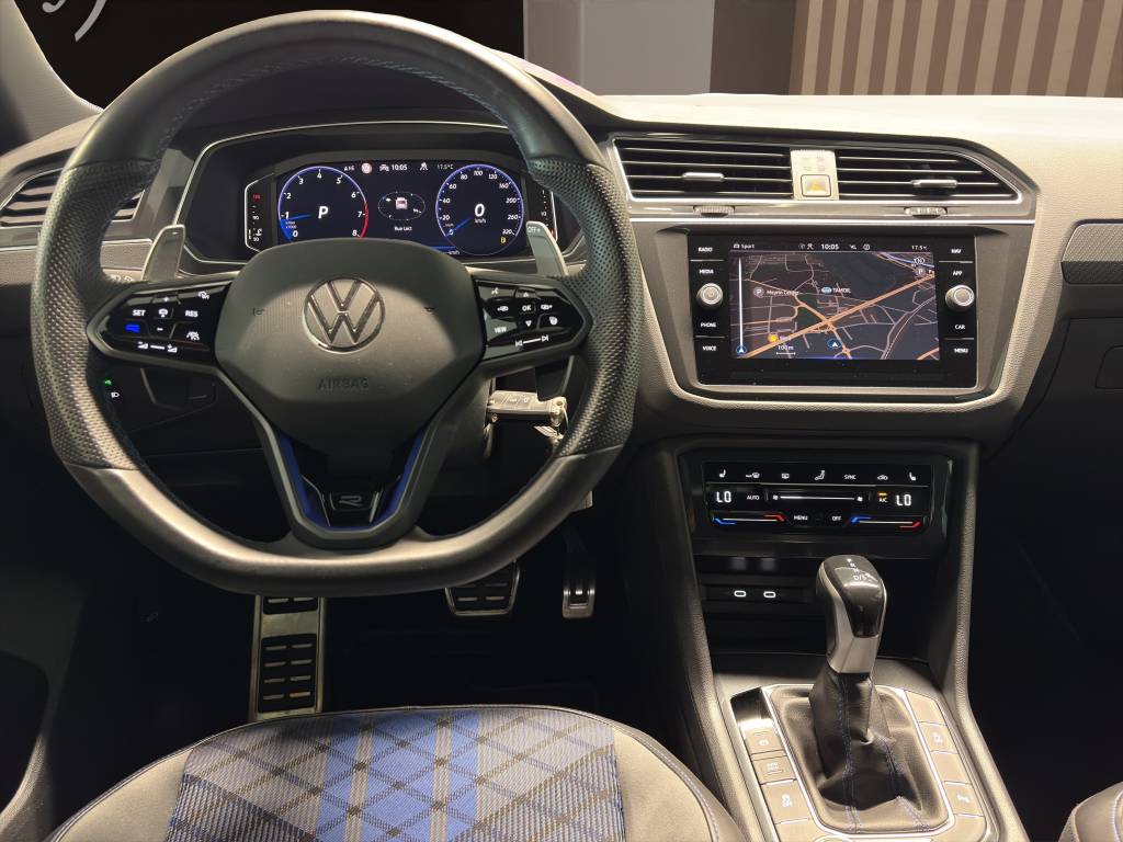 VW Tiguan 2.0TSI R 4Motion DSG-image-4