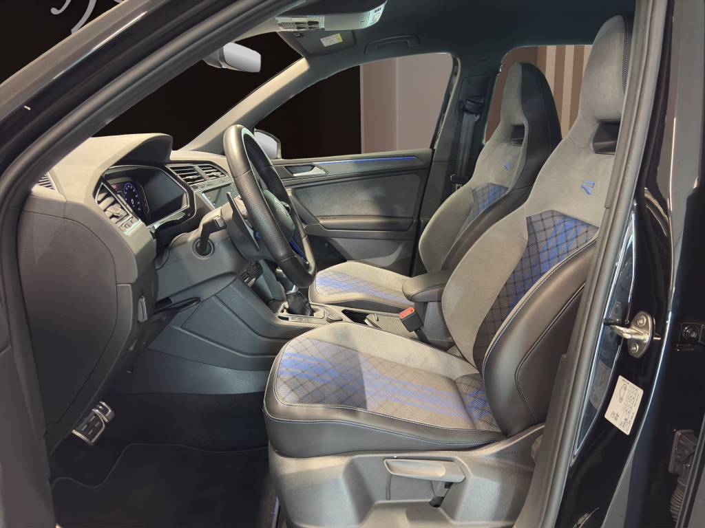 VW Tiguan 2.0TSI R 4Motion DSG-image-5