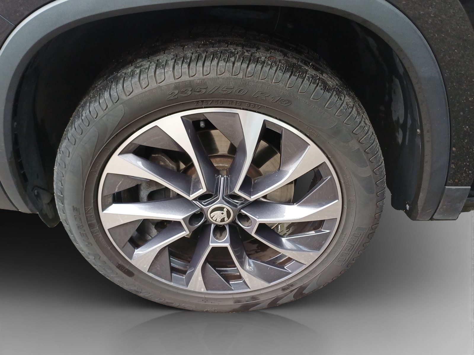 SKODA Kodiaq 2.0 TDI SCR Drive 4x4 DSG-image-14