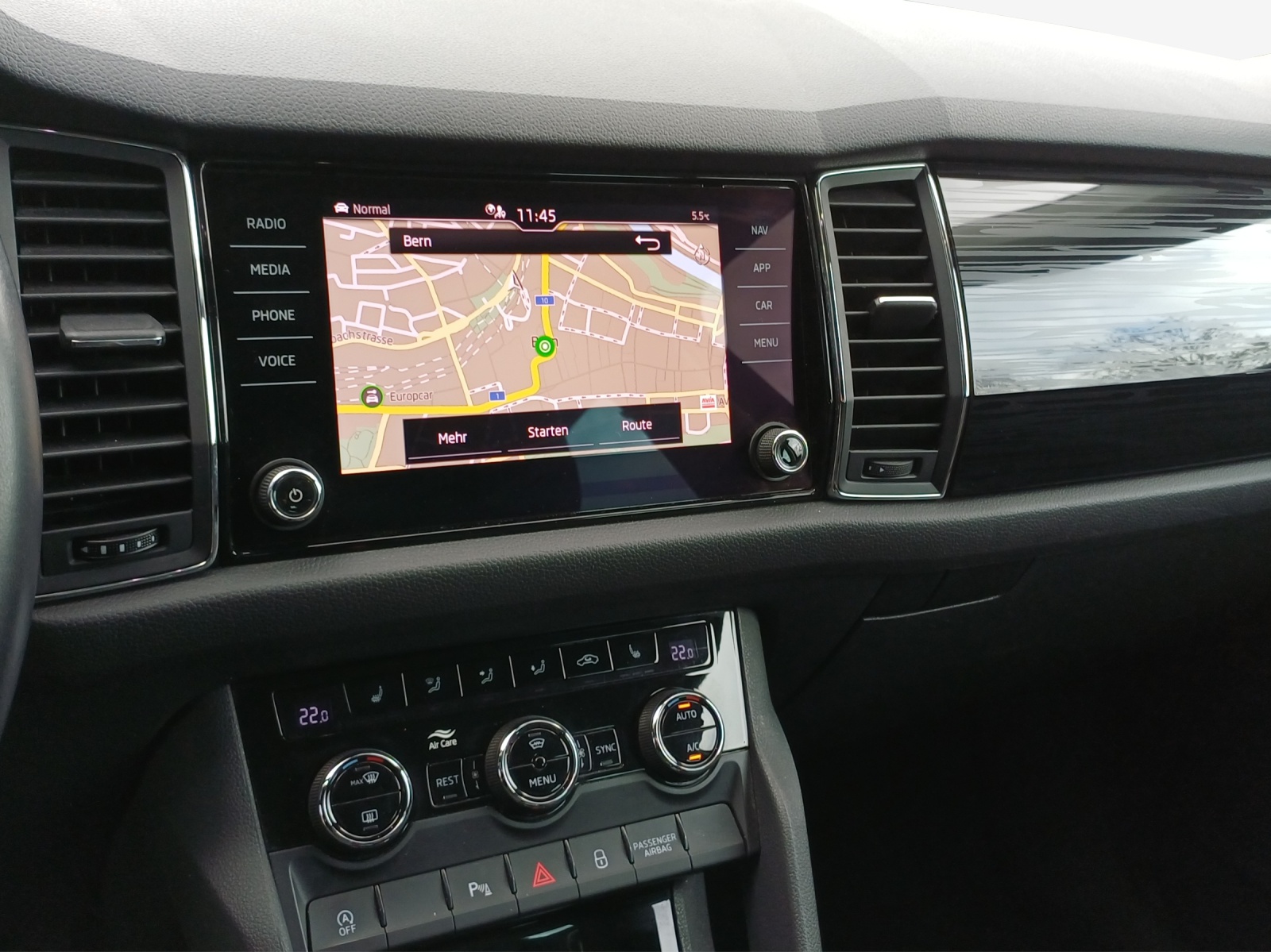 SKODA Kodiaq 2.0 TDI SCR Drive 4x4 DSG-image-10