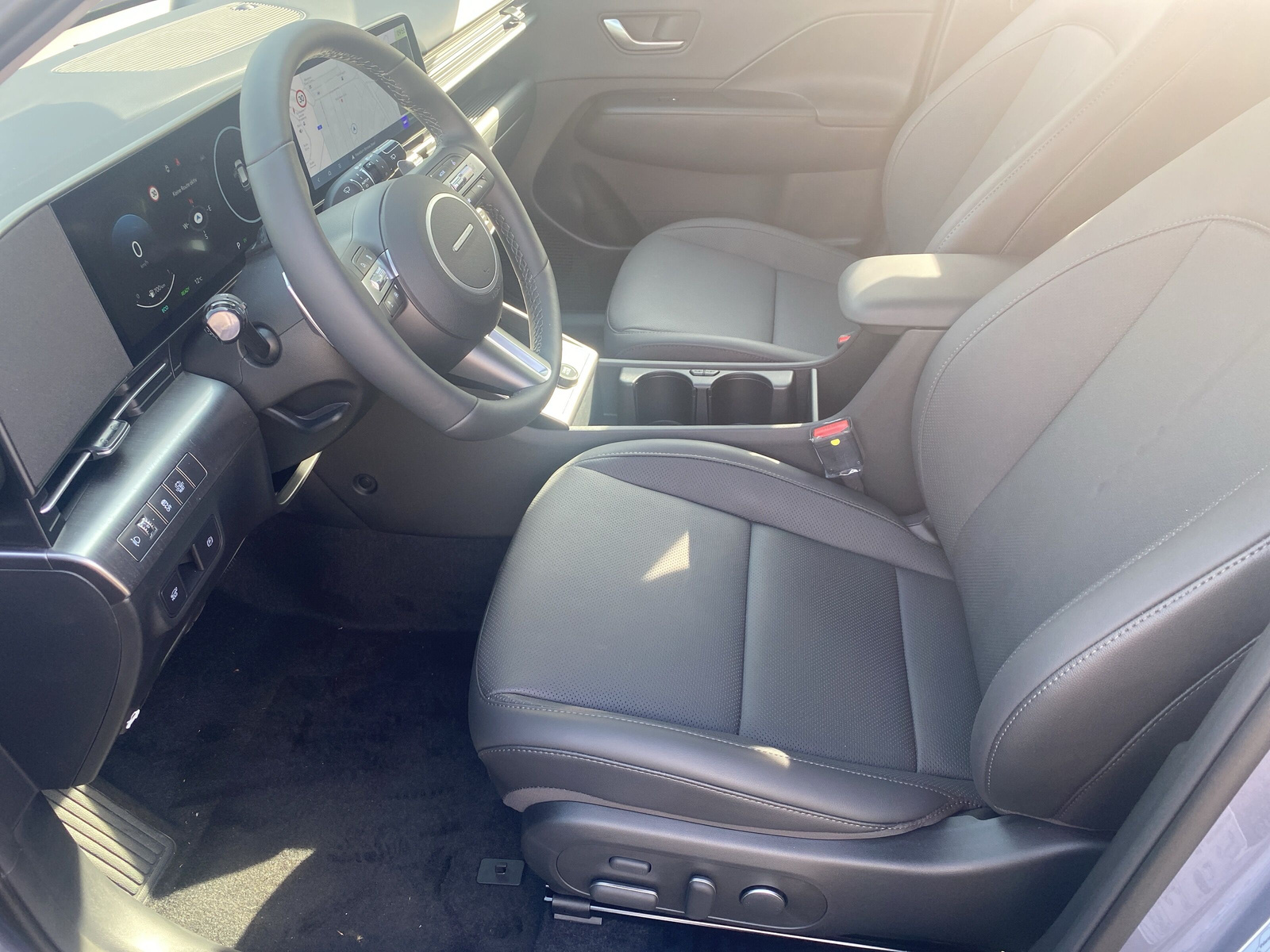 HYUNDAI Kona 1.6 GDi HEV Vertex DCT-image-4