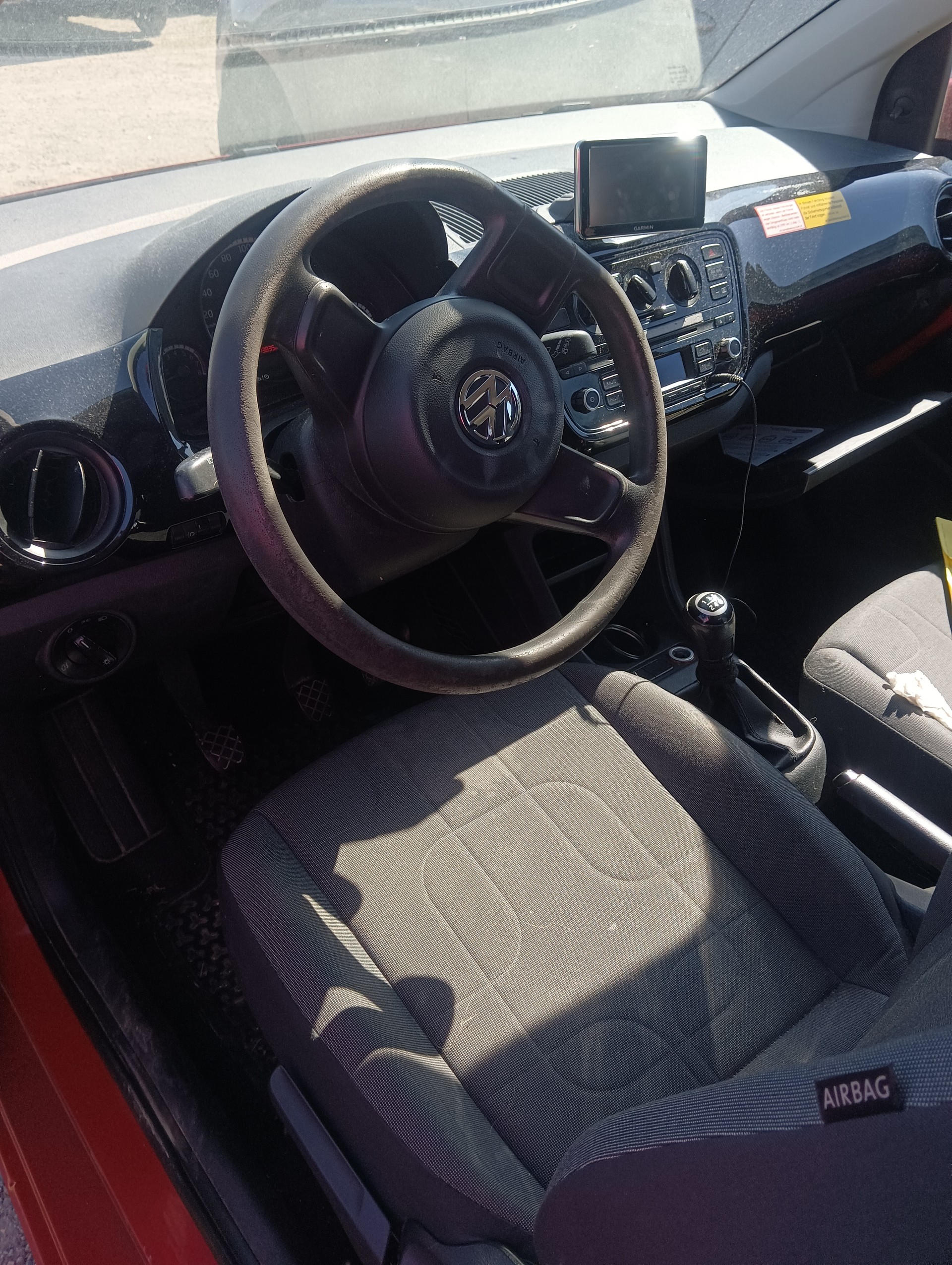VW Up 1.0 BMT move up-image-1