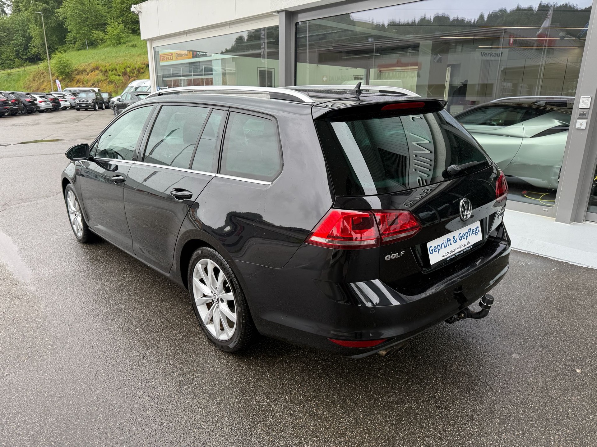 VW Golf Variant 2.0 TDI Highline-image-7