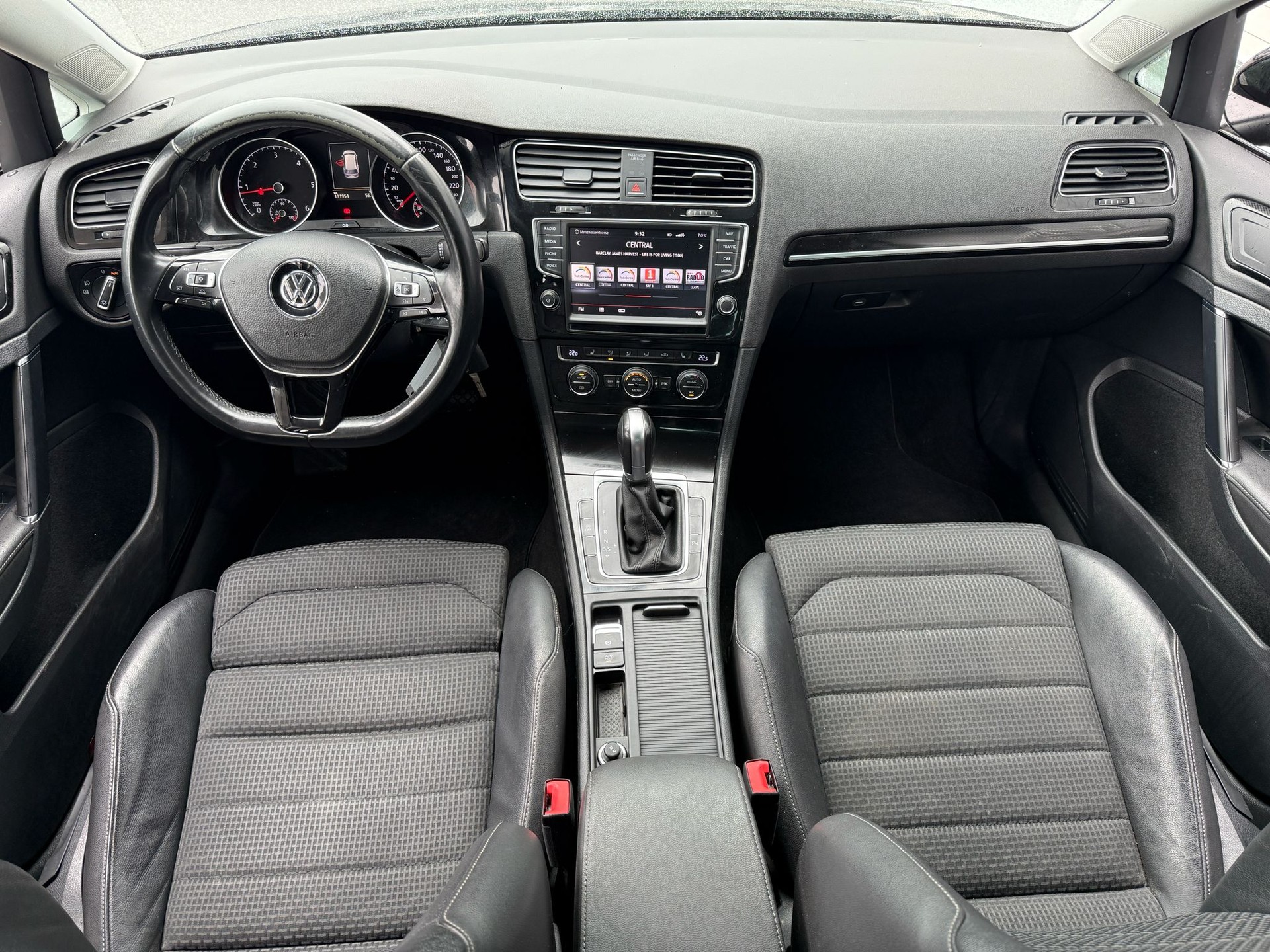 VW Golf Variant 2.0 TDI Highline-image-20