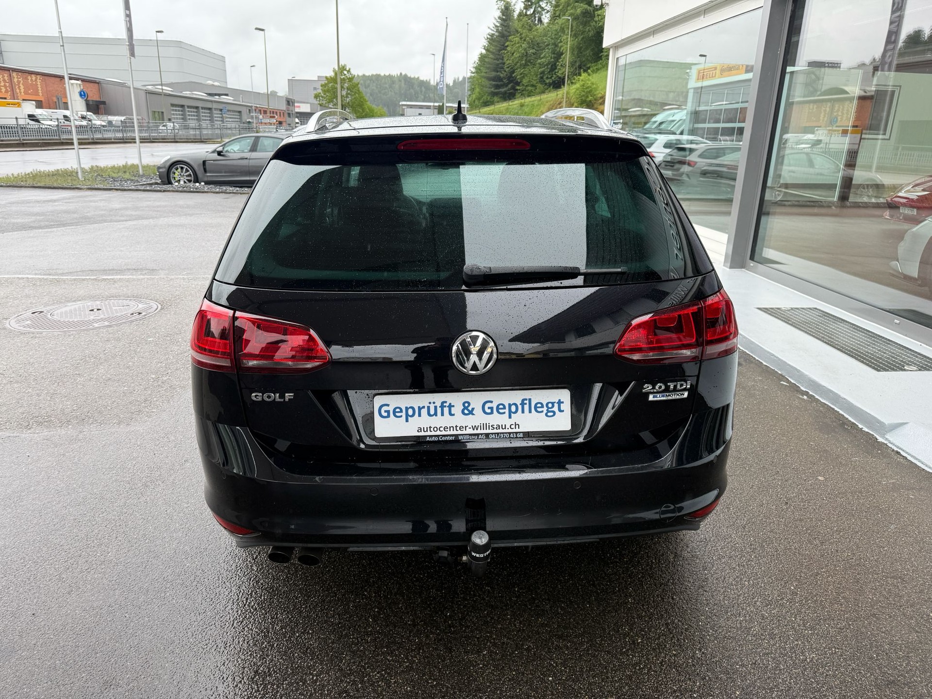 VW Golf Variant 2.0 TDI Highline-image-8