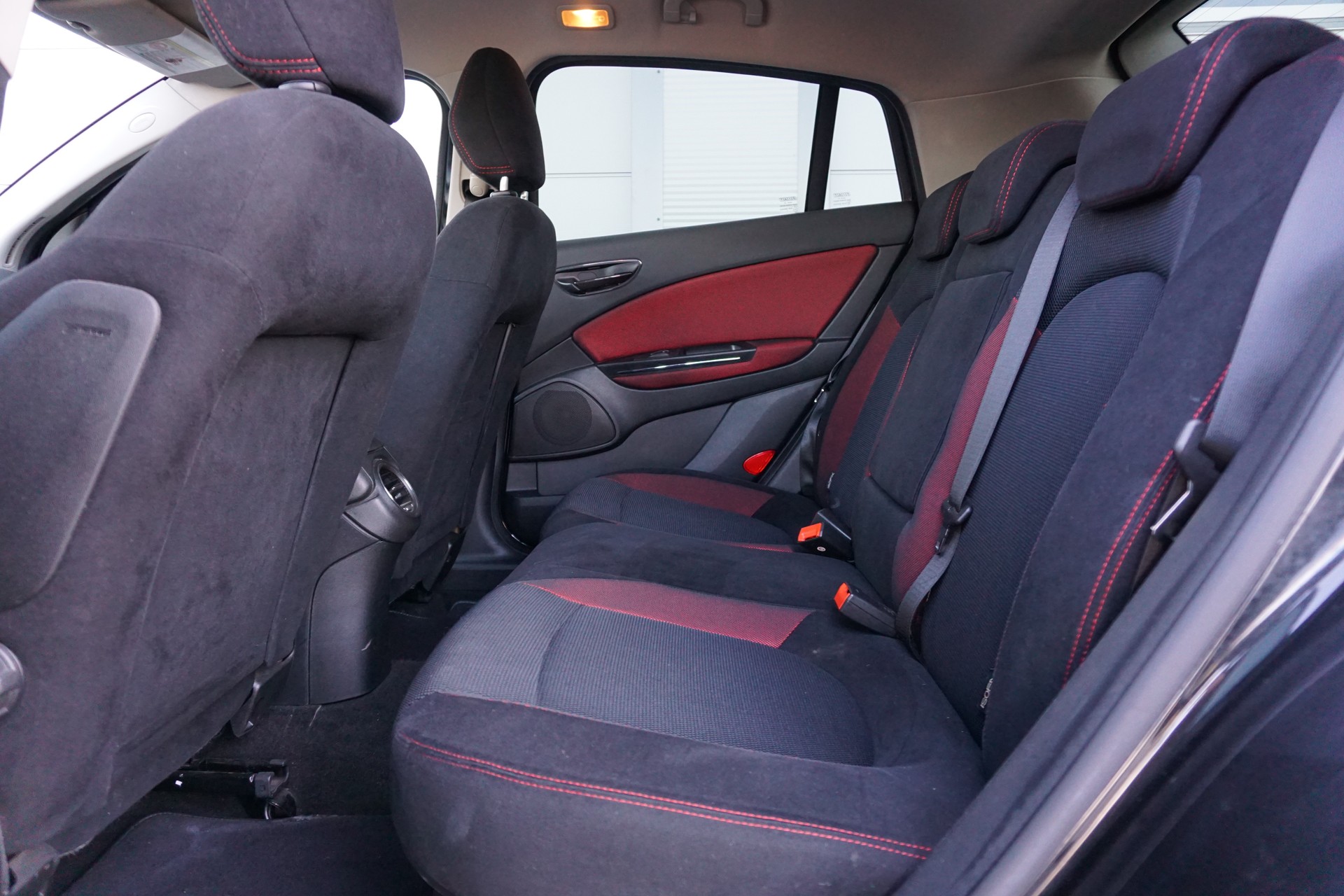 FIAT Bravo 1.9 16V JTD Sport-image-7