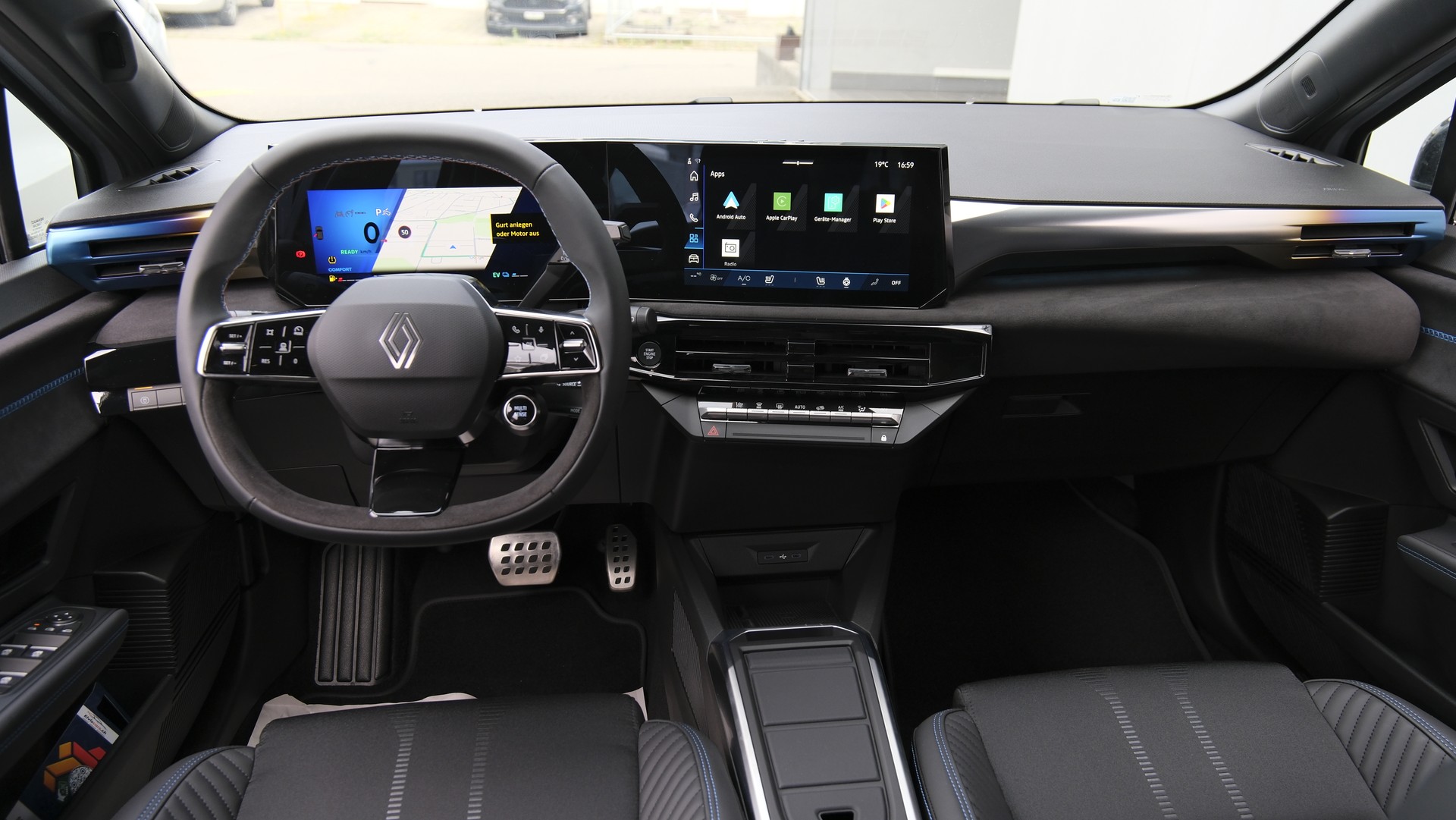 RENAULT Clio 1.8 E-Tech Esprit Alpine-image-19