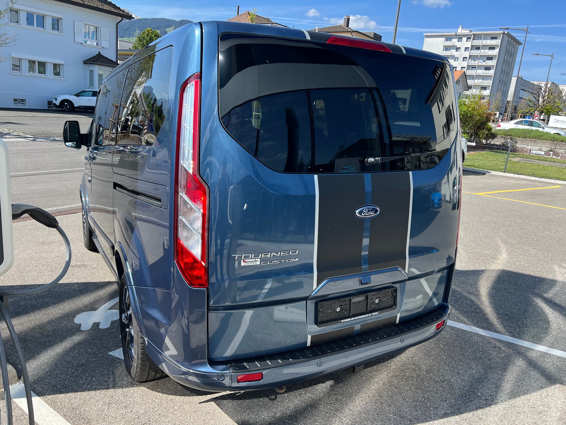FORD Tourneo Custom 320 L1H1 Sport A-image-2