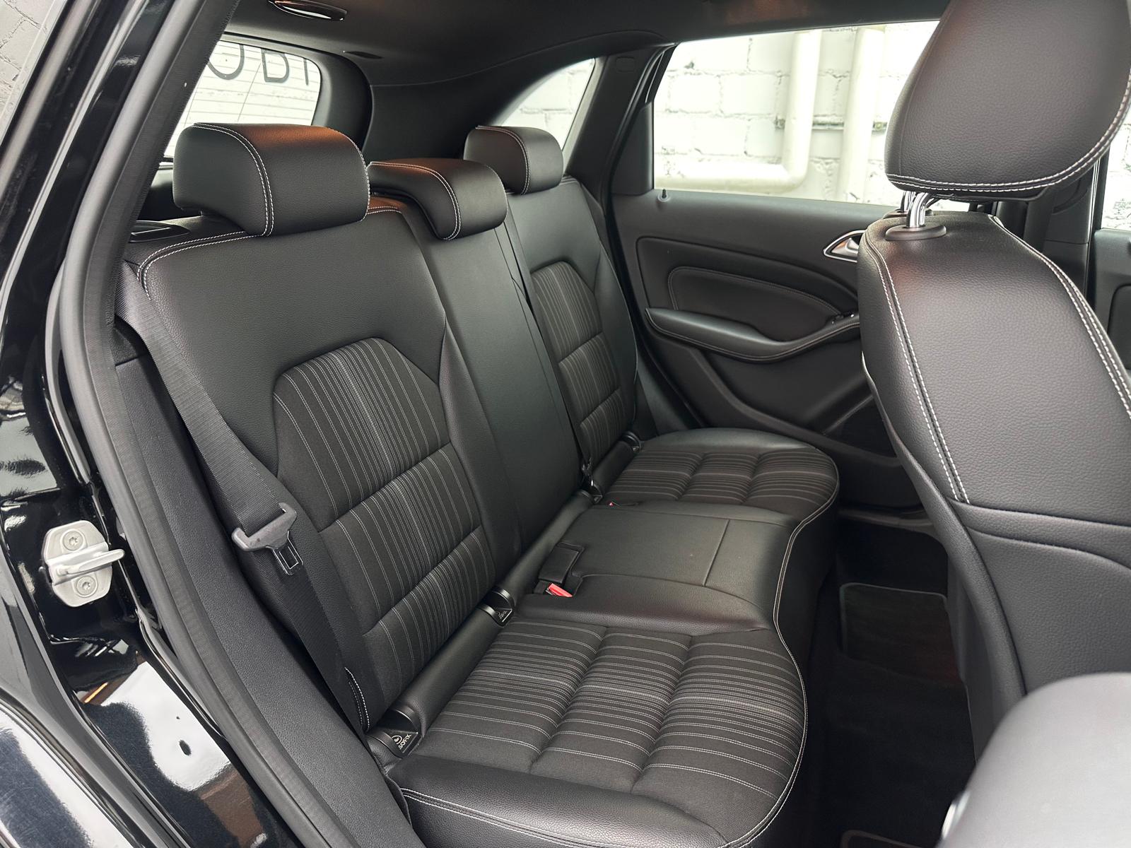 MERCEDES-BENZ B 200 7G-DCT-image-12