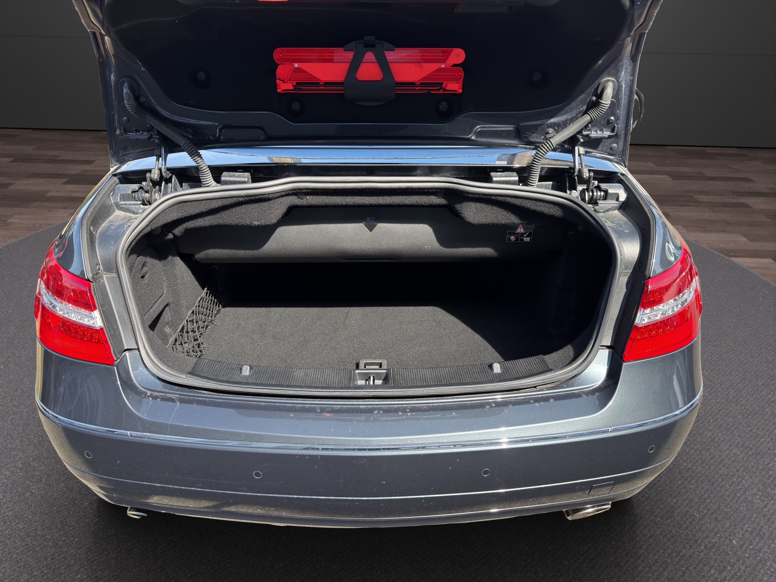 MERCEDES-BENZ E 350 CGI BlueEfficiency 7G-Tronic – Top Zustand | Ab MFK | Garantie | Sofort verfügbar-image-5