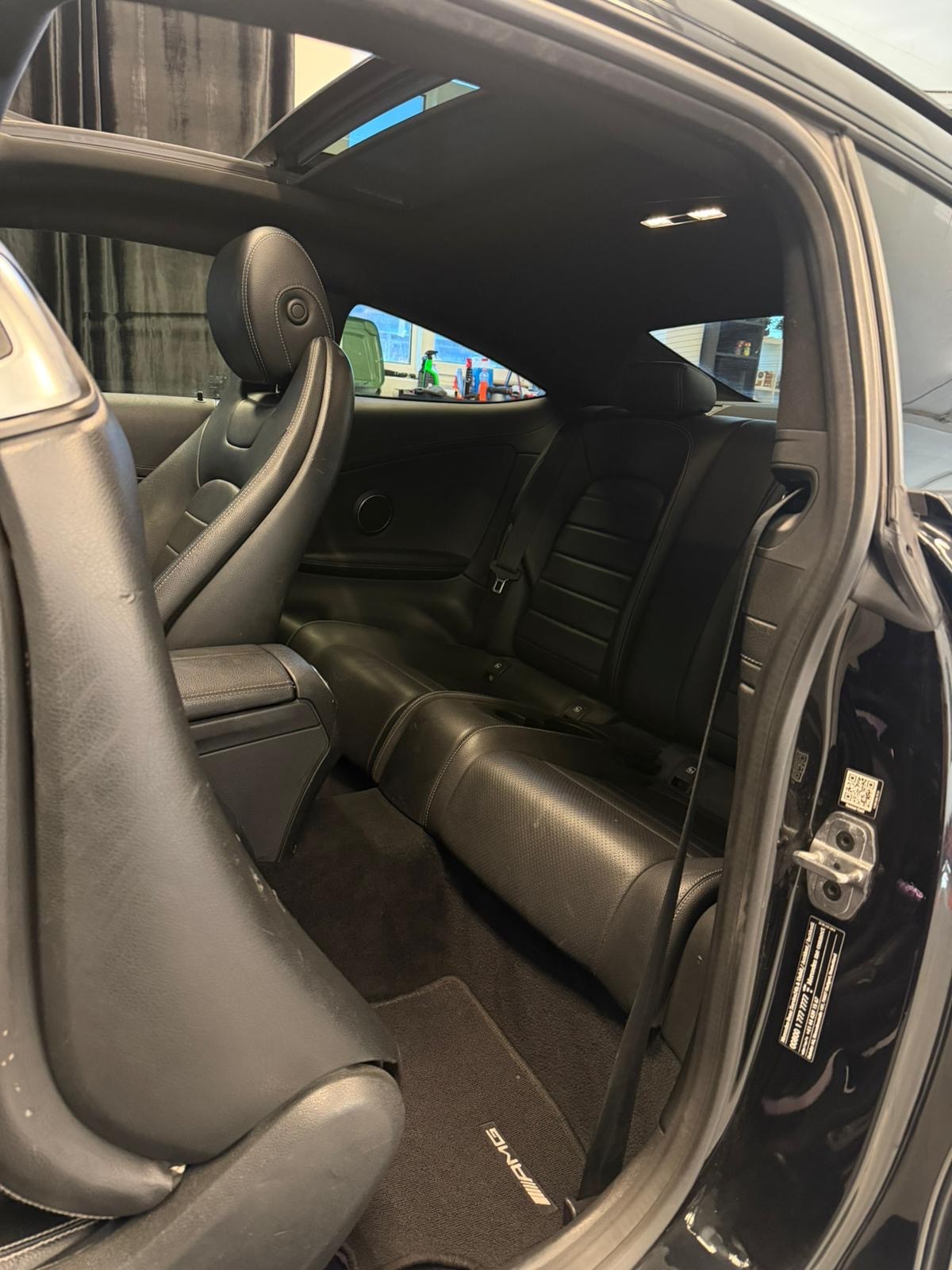 MERCEDES-BENZ C 200 Coupé 4Matic AMG Line 9G-Tronic-image-12