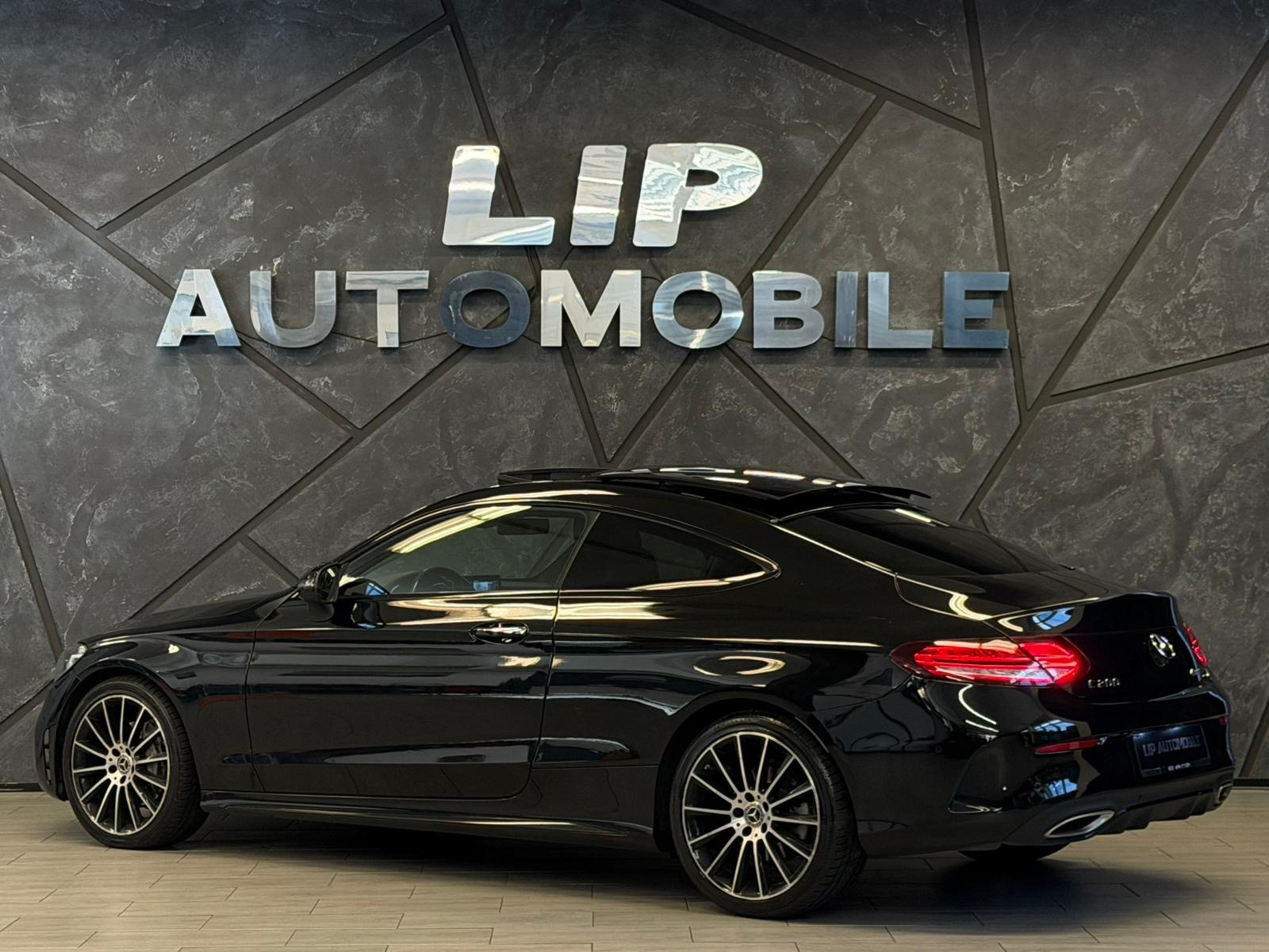 MERCEDES-BENZ C 200 Coupé 4Matic AMG Line 9G-Tronic-image-7