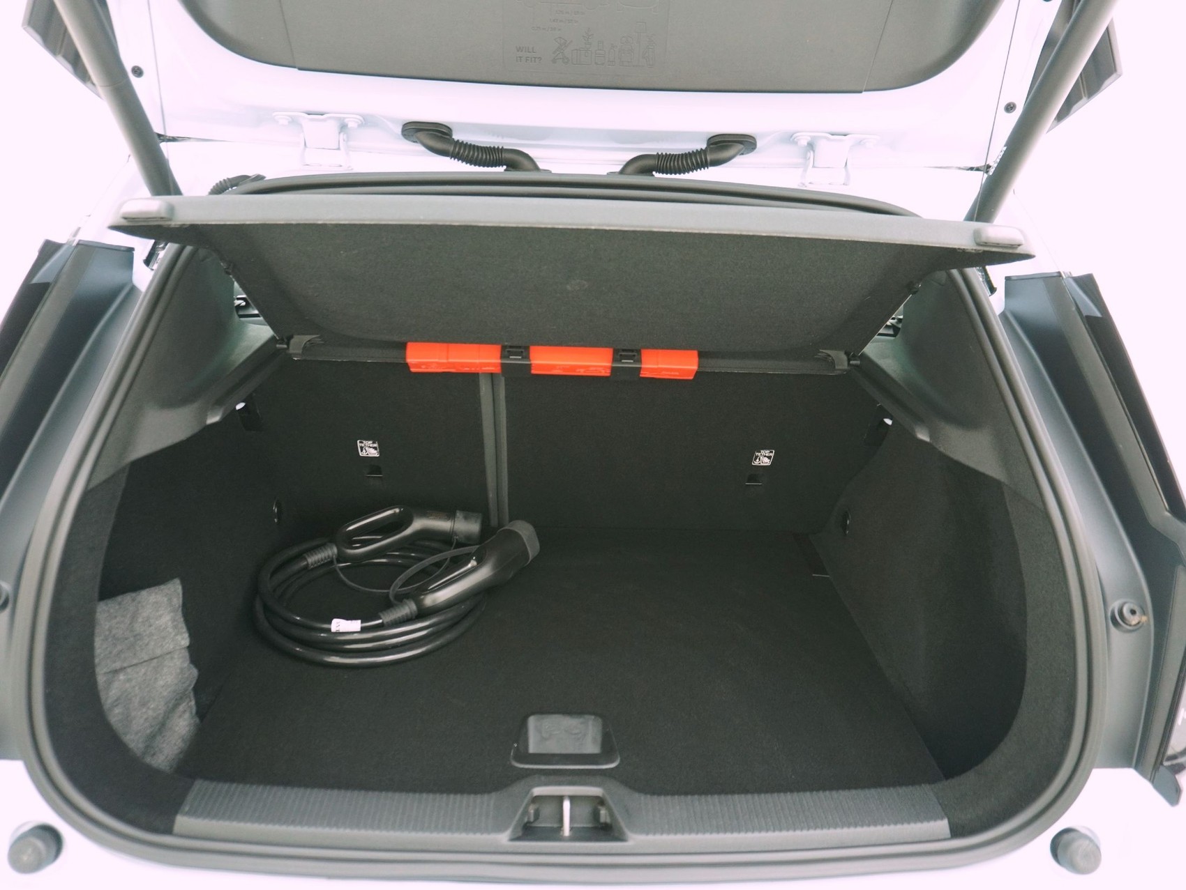 VOLVO EX 30 E60 Twin Ultra Performance AWD-image-16